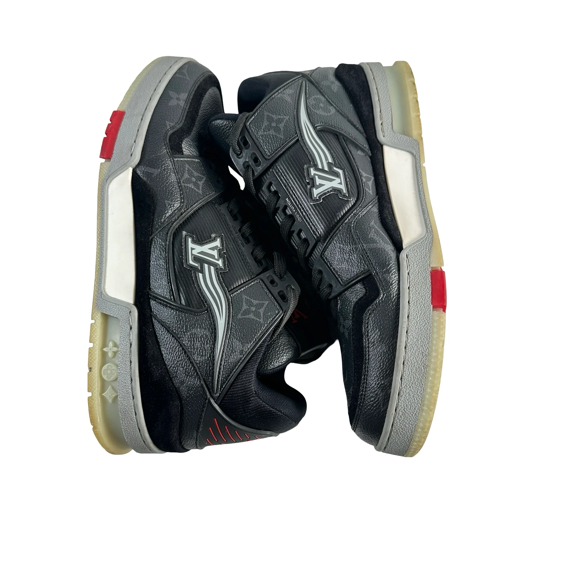 1A8AA7 / 1A8AA6 Louis Vuitton Trainer Eclipse [USED] - LV 8 (US 9.5) (Used) (No Box) - Image 4