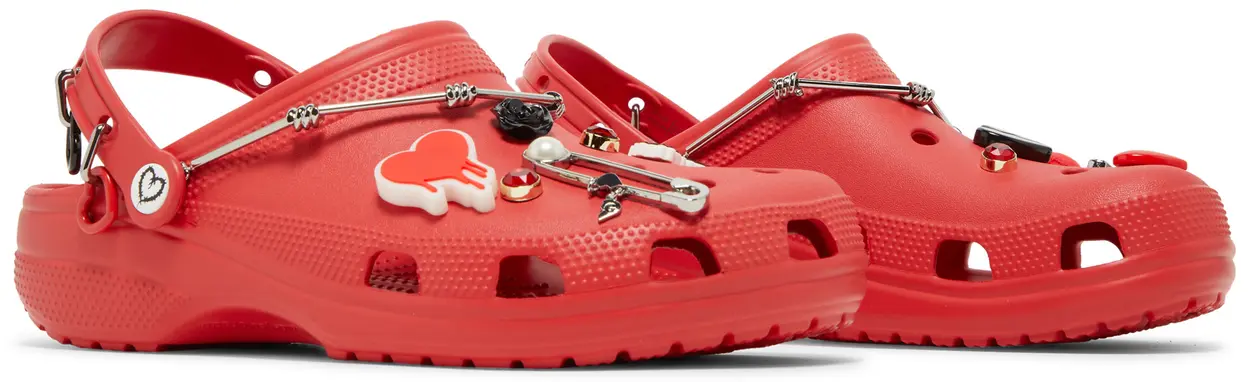 207998 8C1 Karol G x Crocs Classic Clog 'Metal Hearts' - Image 3