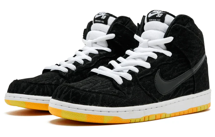 305050 034 Nike SB Dunk High Skunk [REPLACE BOX] - Image 3