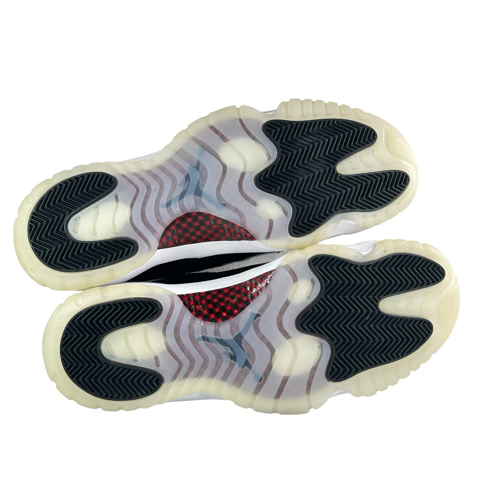 378037 002 Air Jordan 11 Retro 72-10 - 11 M (Soles Yellowing) - Image 6