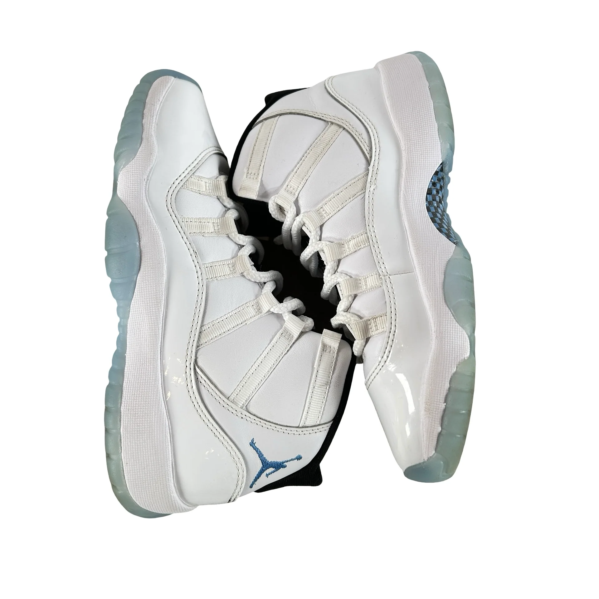 378038 104 Jordan 11 Retro Legend Blue (2024) (GS) [USED] - 5.5 Y (Used) (No Box) - Image 4