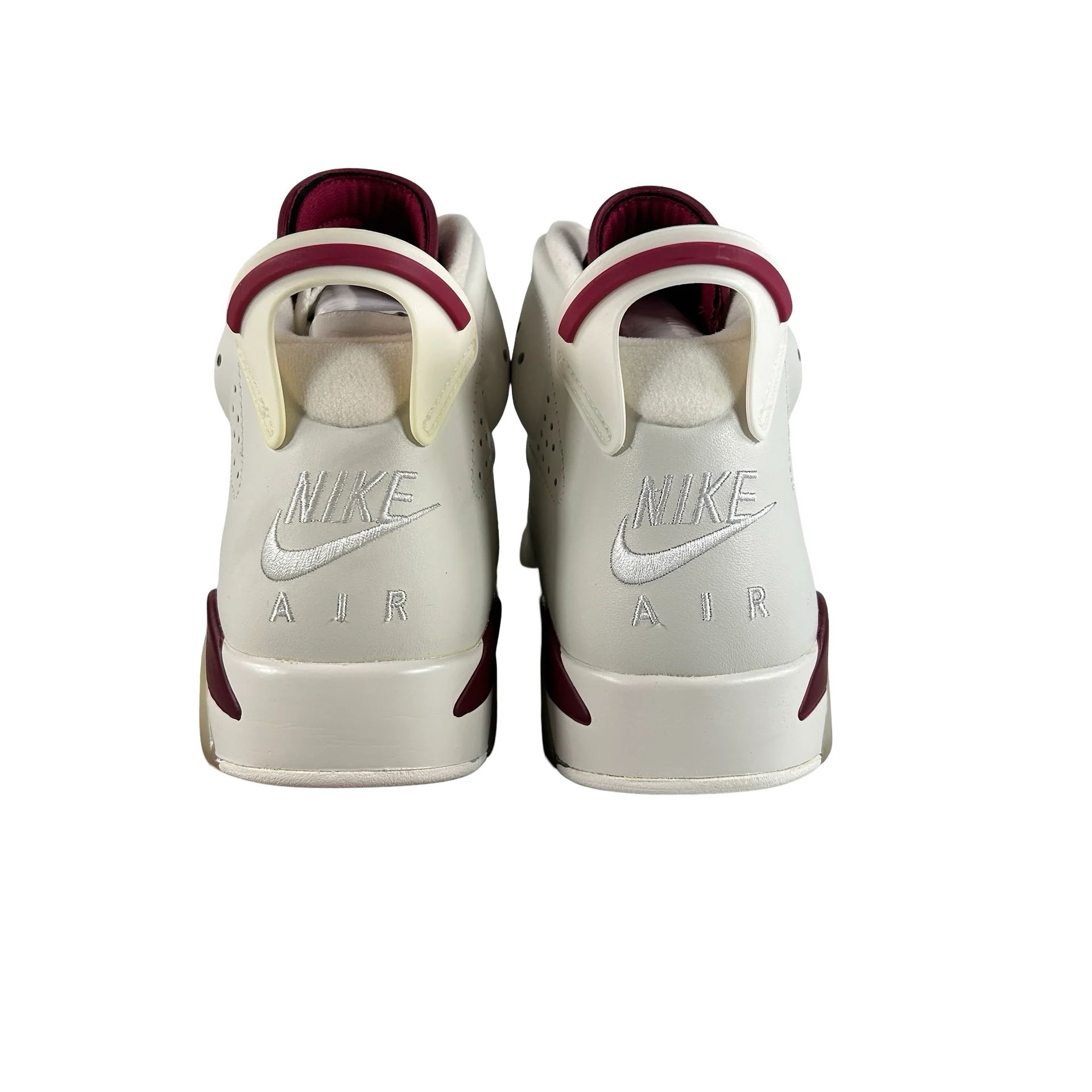 384664 116 Jordan 6 Maroon [CONDITIONAL] - 8.5 M (Yellowing) (Damaged Box) - Image 3