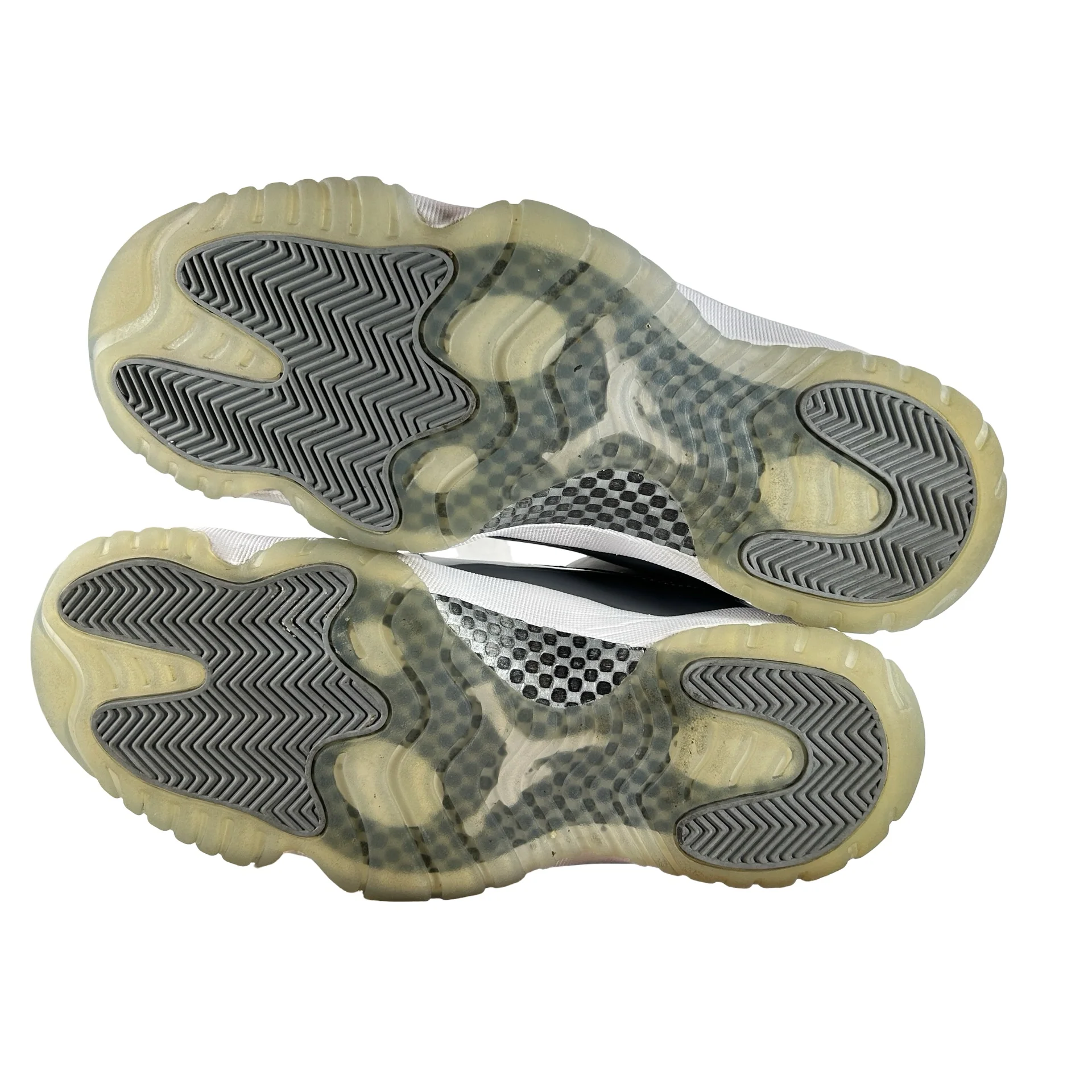 528895 003 Jordan 11 Retro Low Cool Grey [USED]  - 10 M (Used) - Image 6