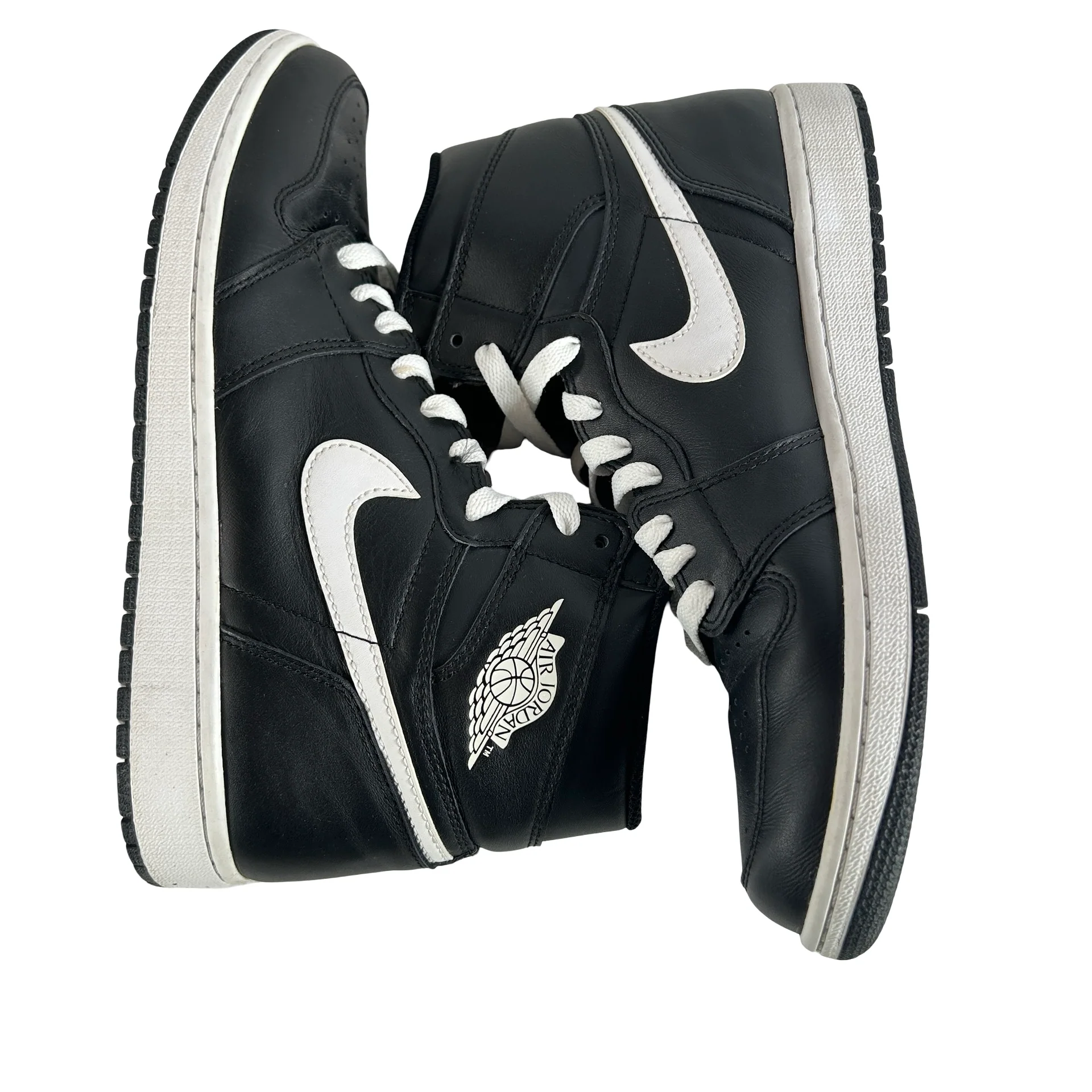 555088 011 Jordan 1 Retro Yin Yang Black [USED] - 9.5 M (Used) - Image 4