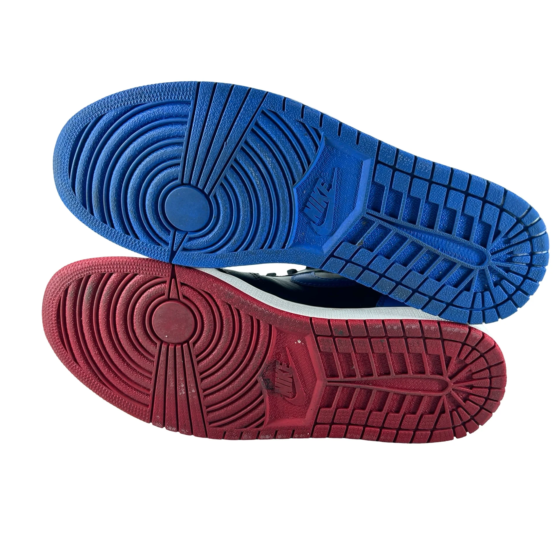 555088 026 Jordan 1 Retro Top 3 [USED] - 10.5 M (Used) - Image 6