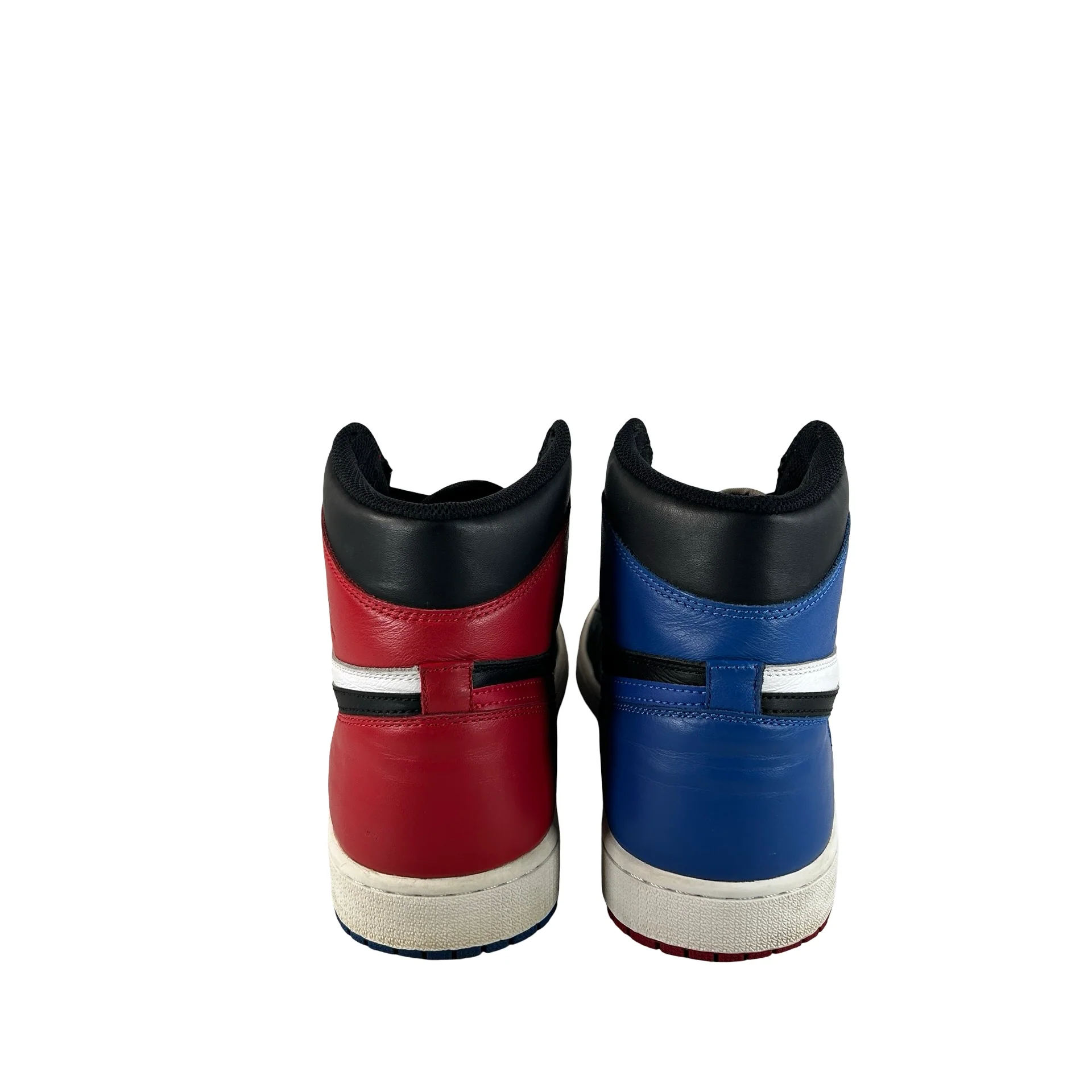 555088 026 Jordan 1 Retro Top 3 [USED] - 12.5 M (Used) - Image 3