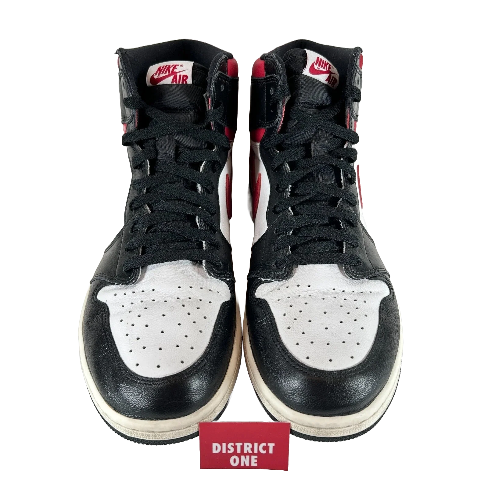 555088 061 Jordan 1 Retro High Bloodline [USED] - 12.5 (Used) - Image 2