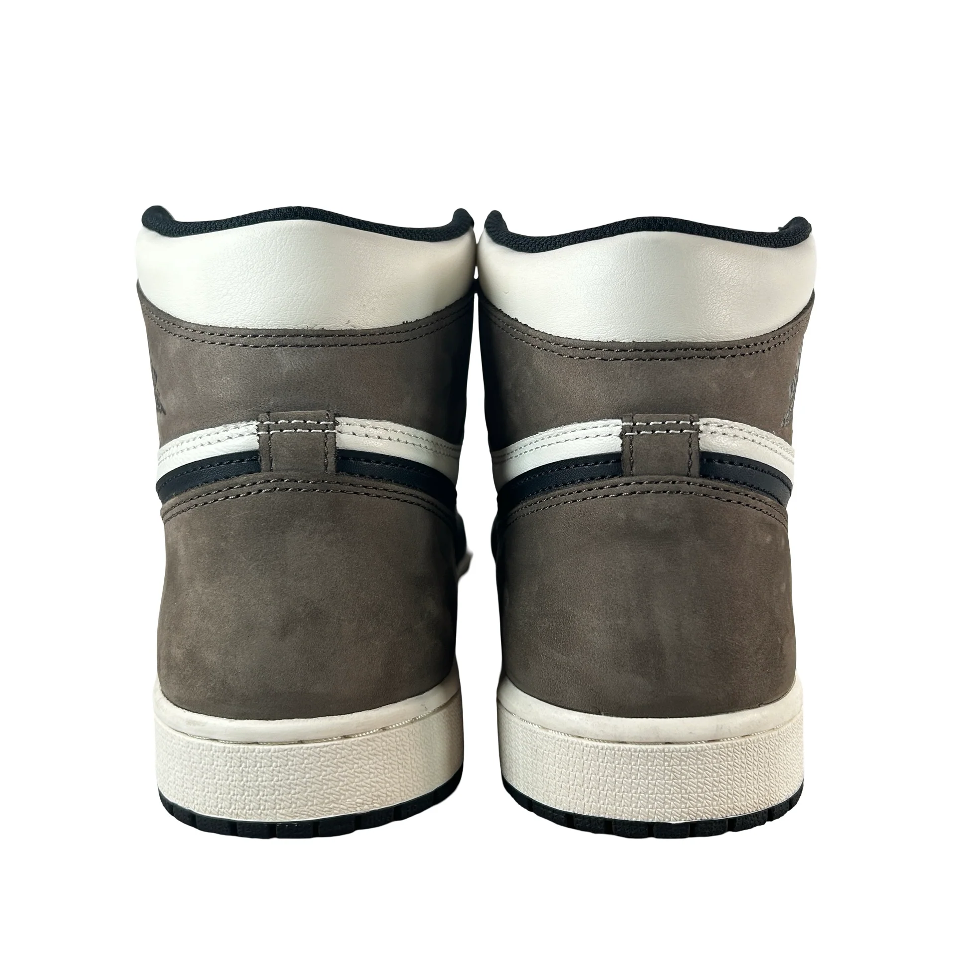 555088 105 Jordan 1 Mocha [USED] - 11 M (Used8) - Image 3