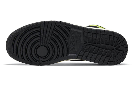 555088 118 Jordan 1 Volt Gold [CONDITIONAL] - 10 M (Foam Yellowing) - Image 5