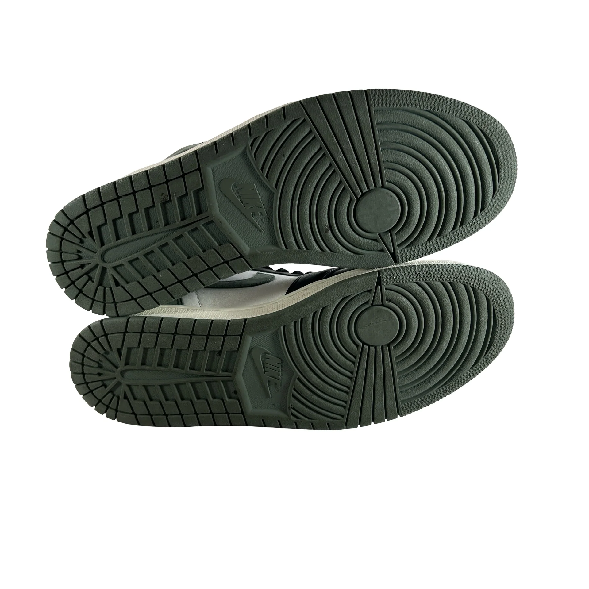 555088 135 Jordan 1 Clay Green [USED] - 10.5 M (Used) - Image 6