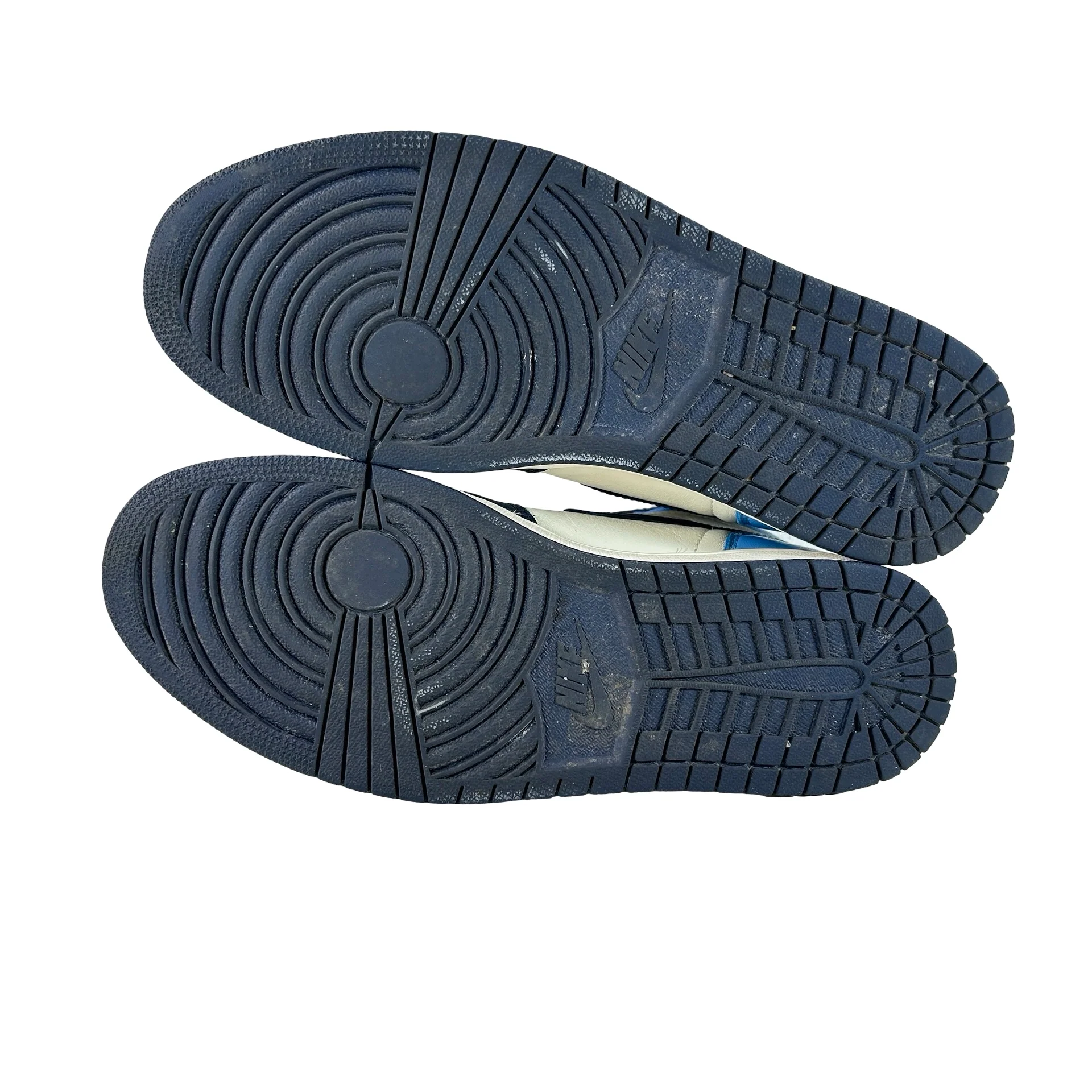 555088 140 Jordan 1 Obsidian UNC [USED] - 11 M (Used3) - Image 6