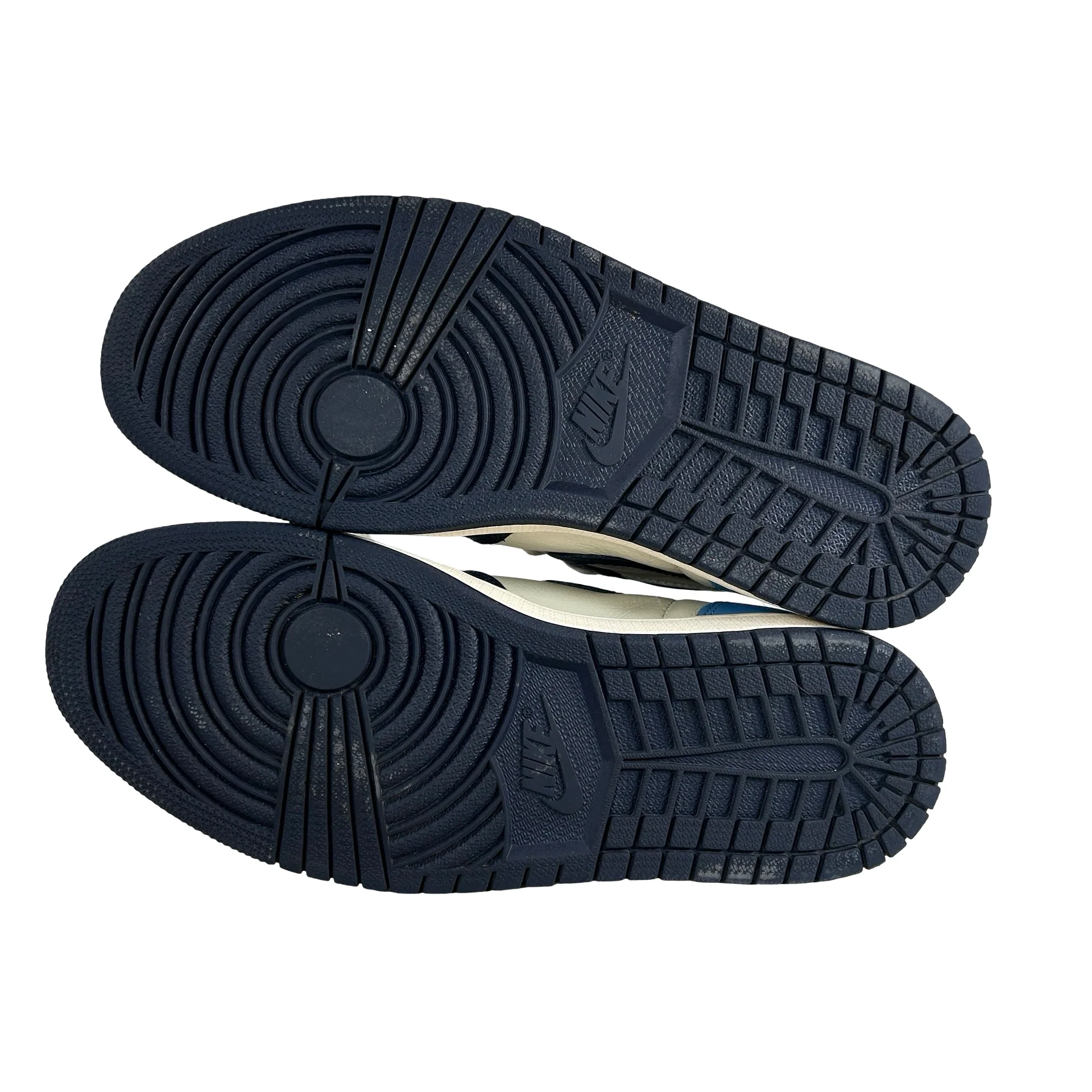 555088 140 Jordan 1 Obsidian UNC [USED] - 8 M (Used2) (No Box2) - Image 6