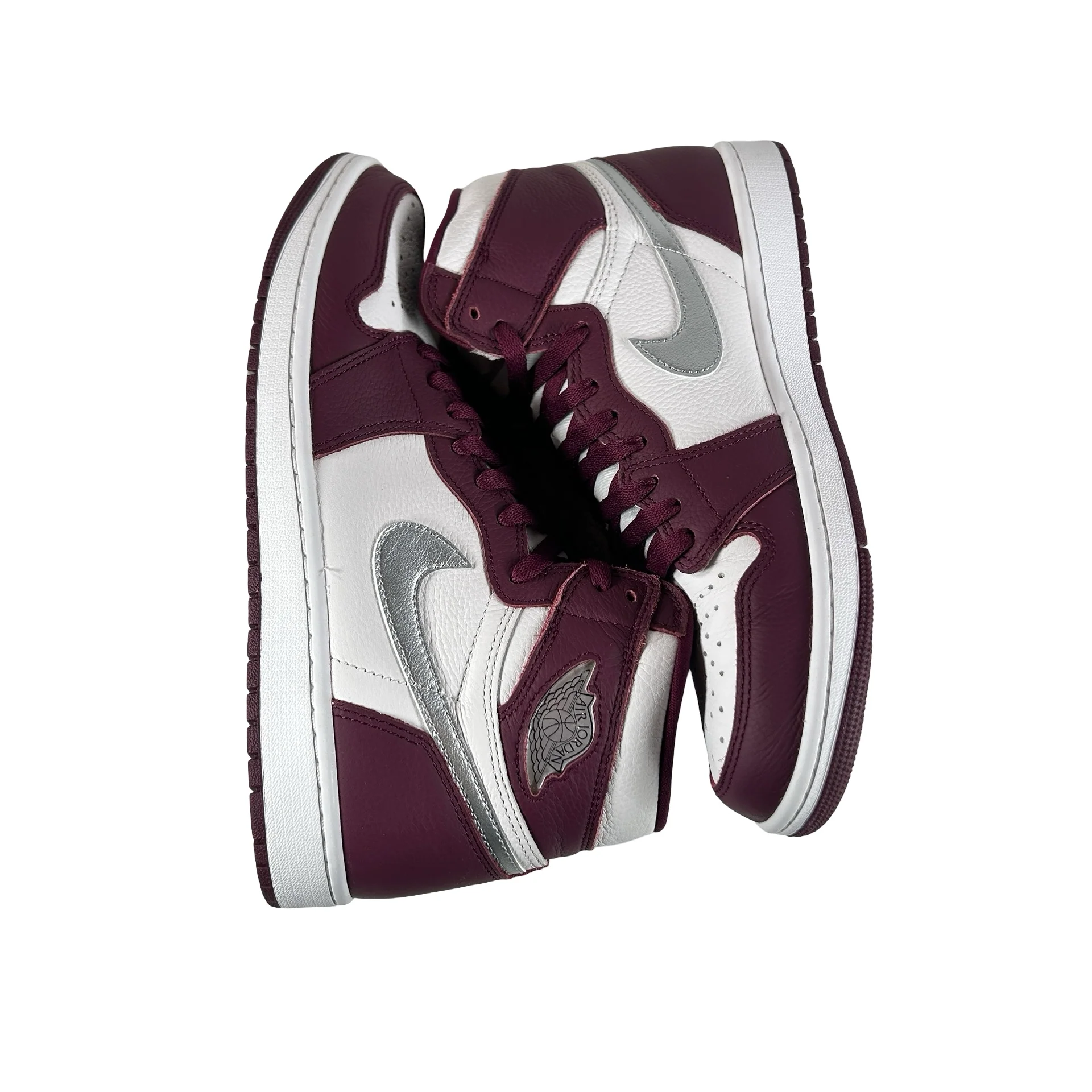 555088 611 Jordan 1 Retro High OG Bordeaux [USED] - 10.5 M (Used2) - Image 4