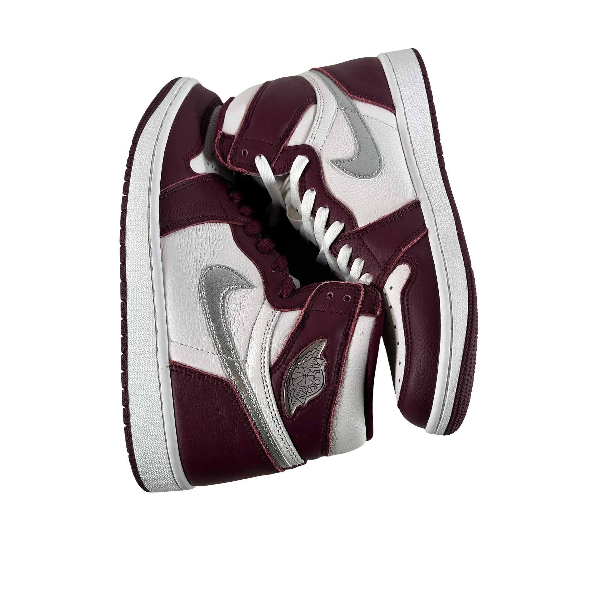 555088 611 Jordan 1 Retro High OG Bordeaux [USED] - 9.5 M (Used) - Image 4