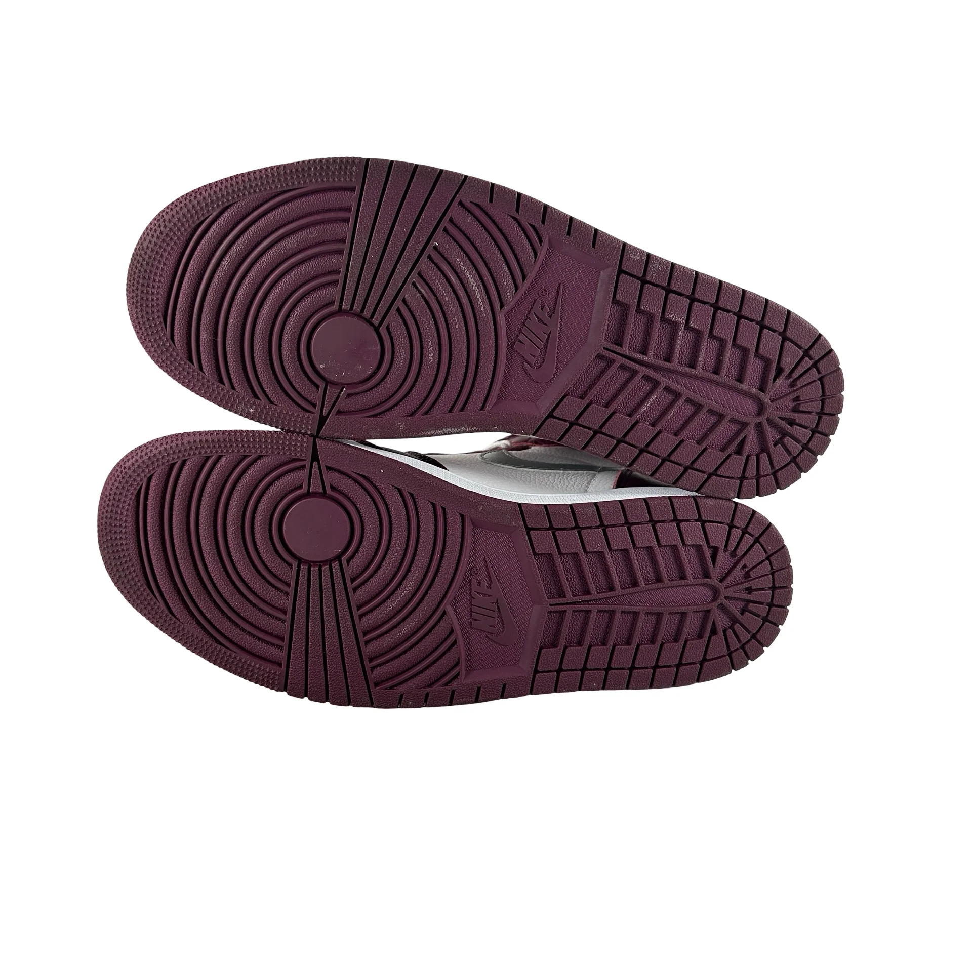 555088 611 Jordan 1 Retro High OG Bordeaux [USED] - 9.5 M (Used) - Image 6