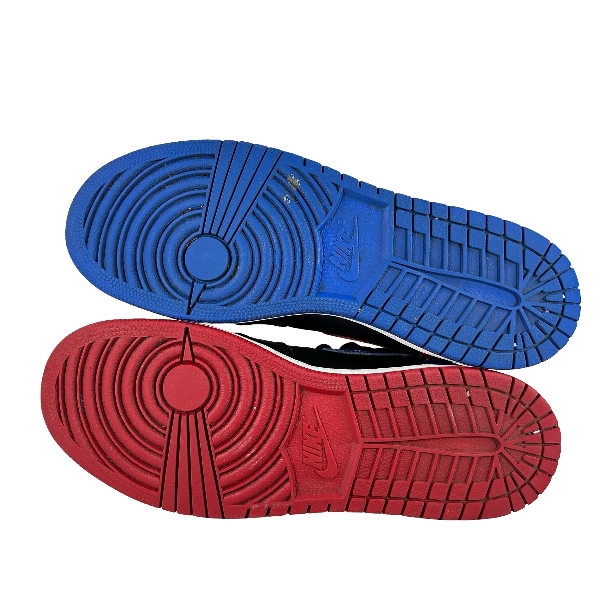 575441 026 Jordan 1 Retro Top 3 (GS) [USED] - 7 Y (Used) - Image 6
