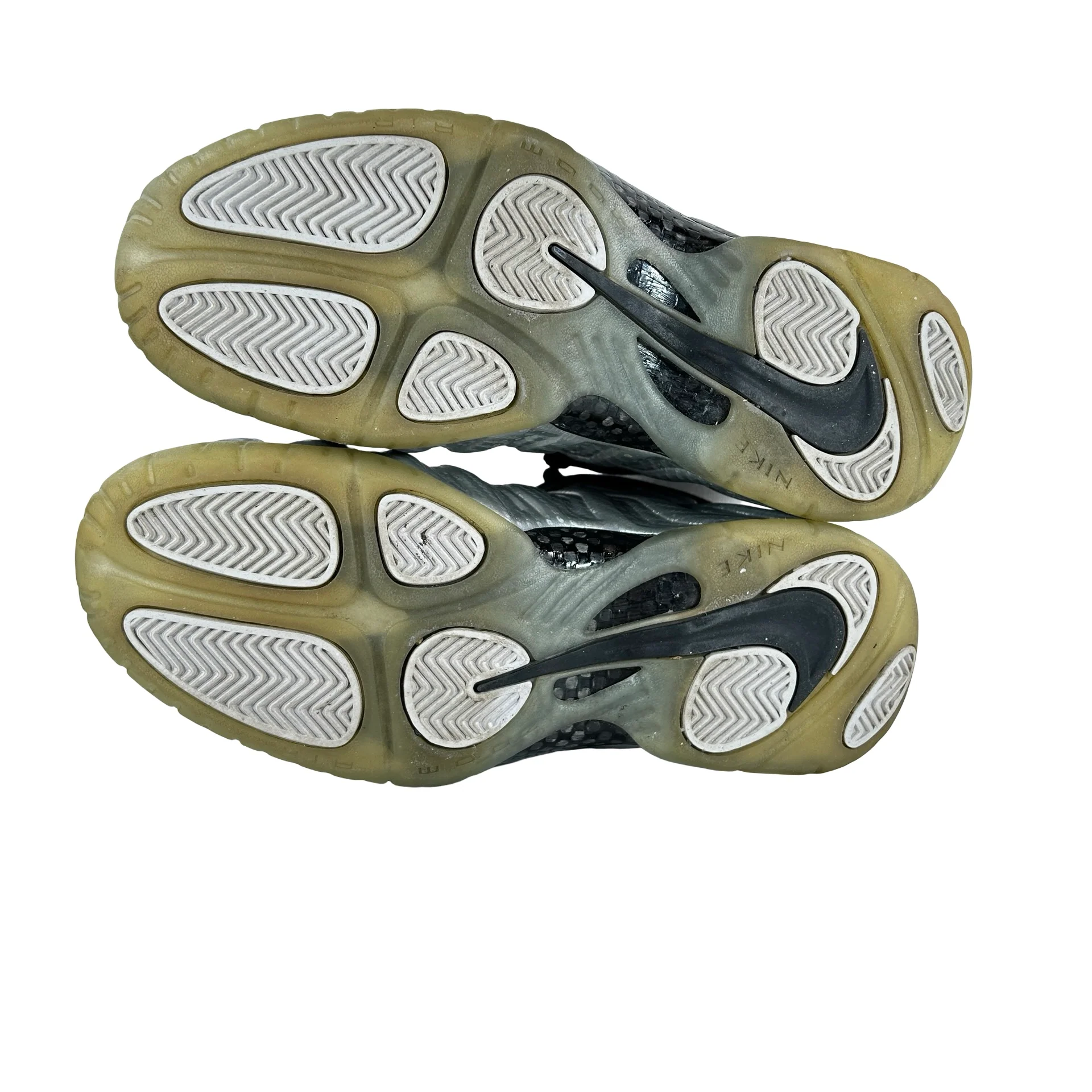 616750 004 Nike Air Foamposite Pro Silver Surfer [USED] - 9 M (Used) - Image 6