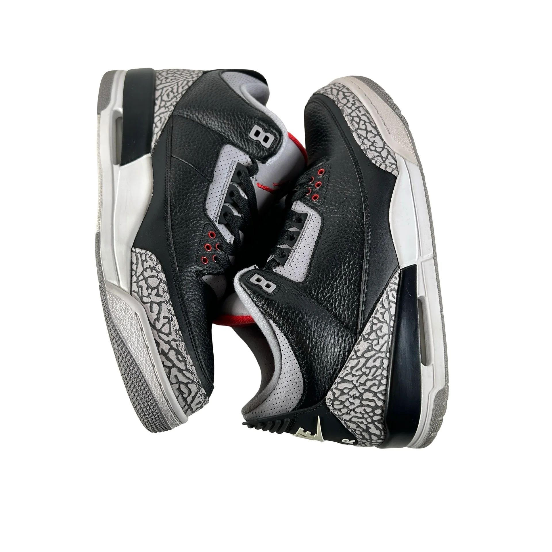 854262 001 Jordan 3 Black Cement 2018 [USED] - 12 M (Used4) (No Box4) - Image 5