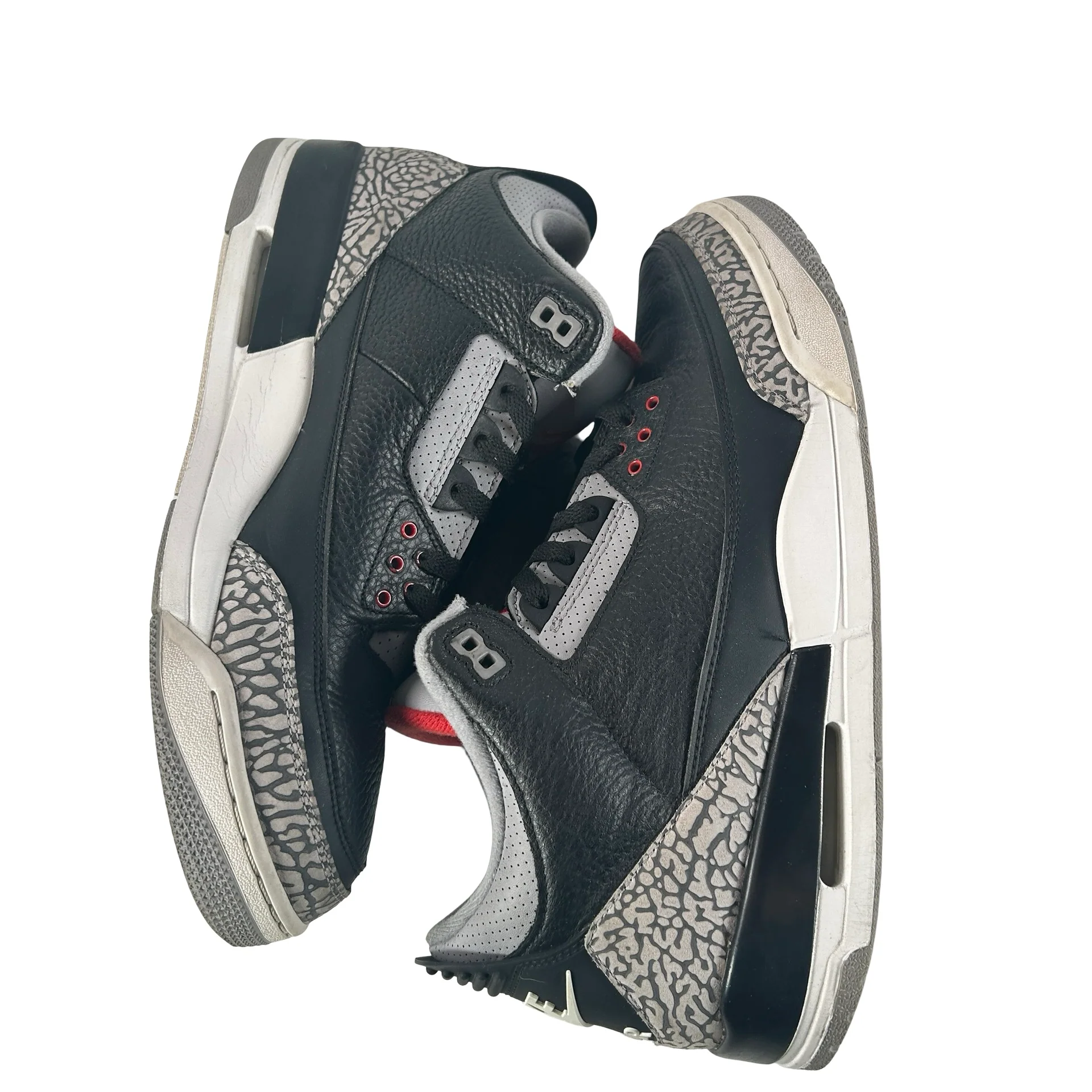 854262 001 Jordan 3 Black Cement 2018 [USED] - 13 M (Used4) - Image 5
