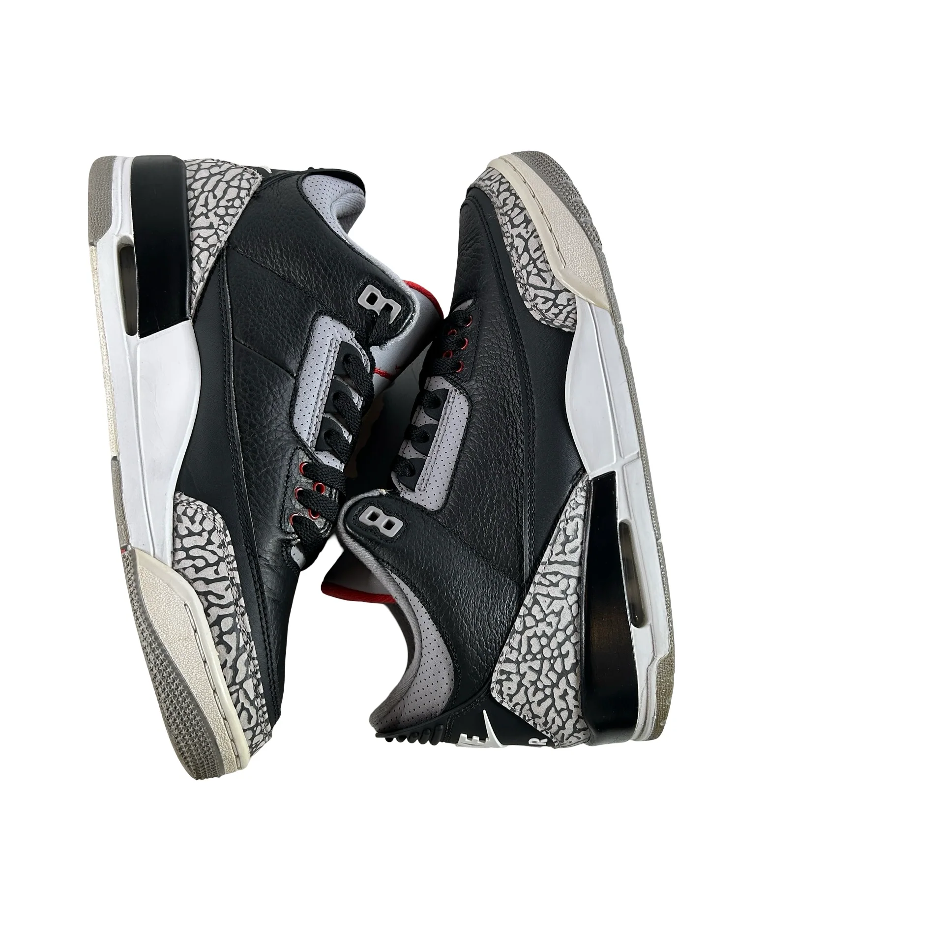 854262 001 Jordan 3 Black Cement 2018 [USED] - 9 M (Used3) - Image 5