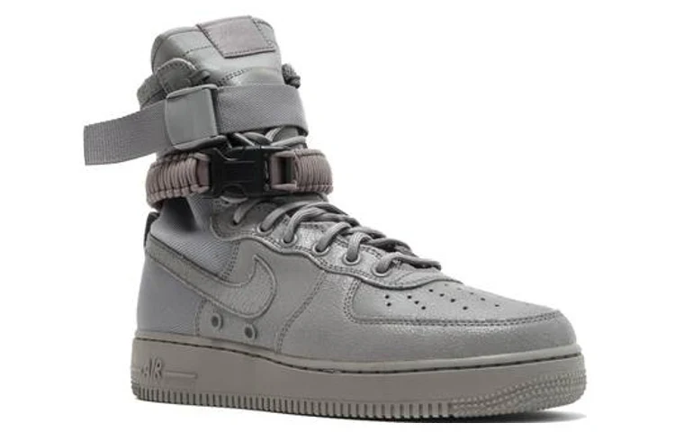 903270 001 Nike SF Air Force 1 Dust Grey - Image 3