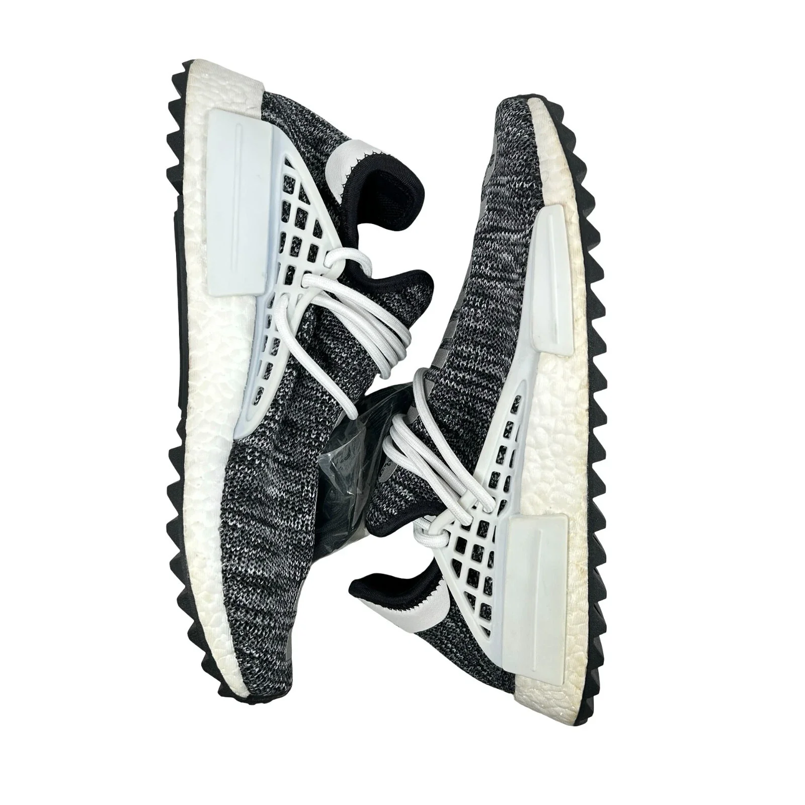 AC7359 adidas Human Race NMD Pharrell Oreo - 9 M (Midsoles Yellowing) (Replace Box) - Image 5