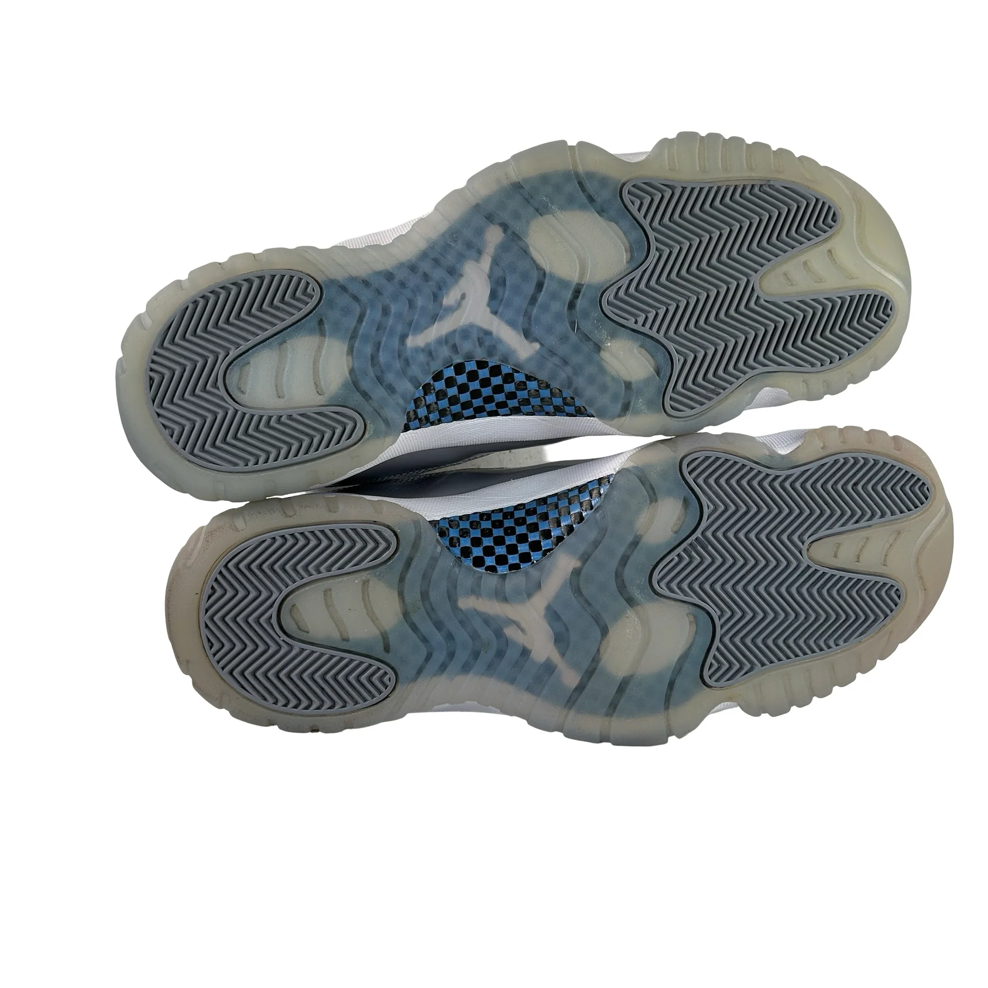 AV2187 140 Jordan 11 Retro Low Cement Grey [USED] - 12 M (Used3) - Image 6