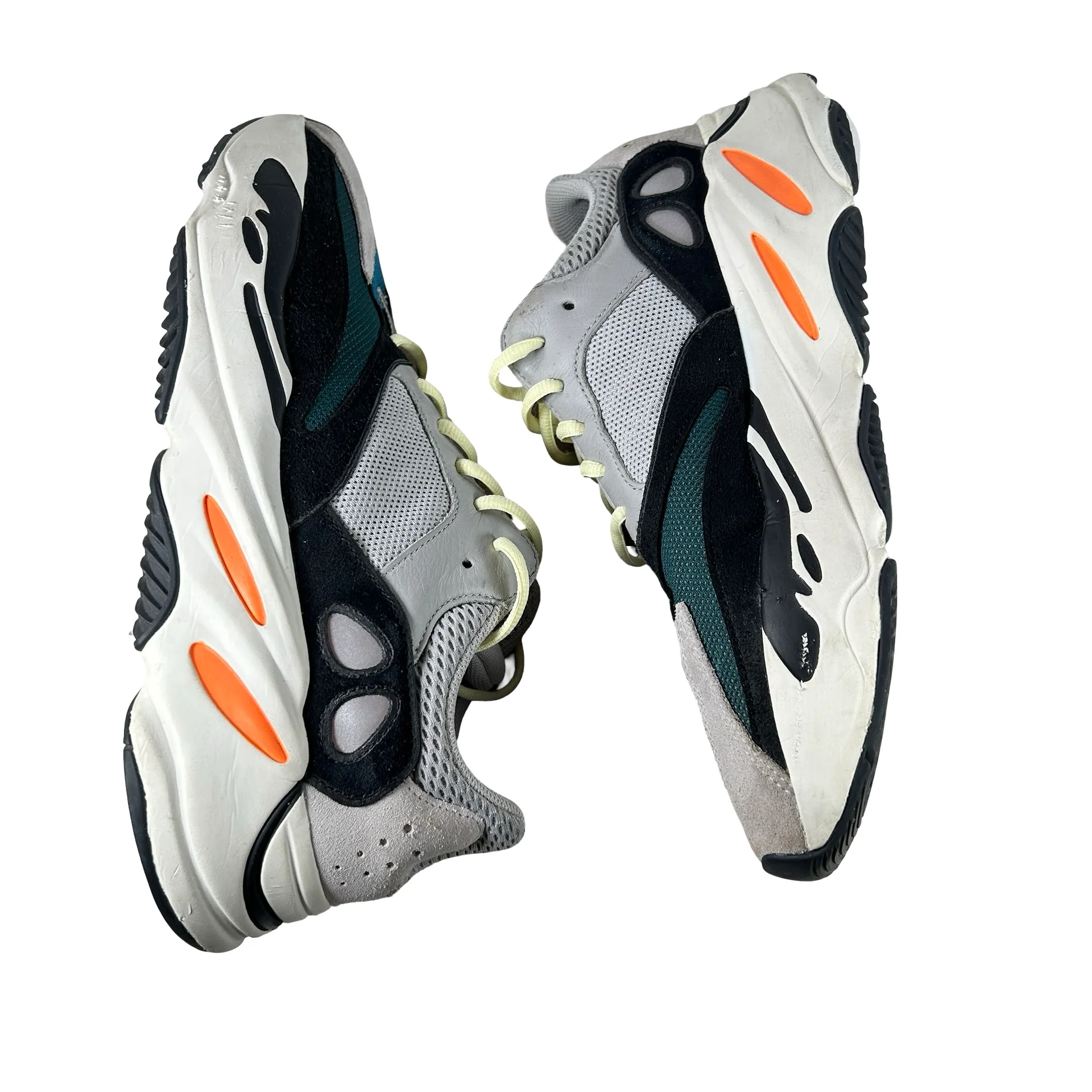 B75571 Yeezy 700 Wave Runner [USED] - 12 M (Used2) - Image 4