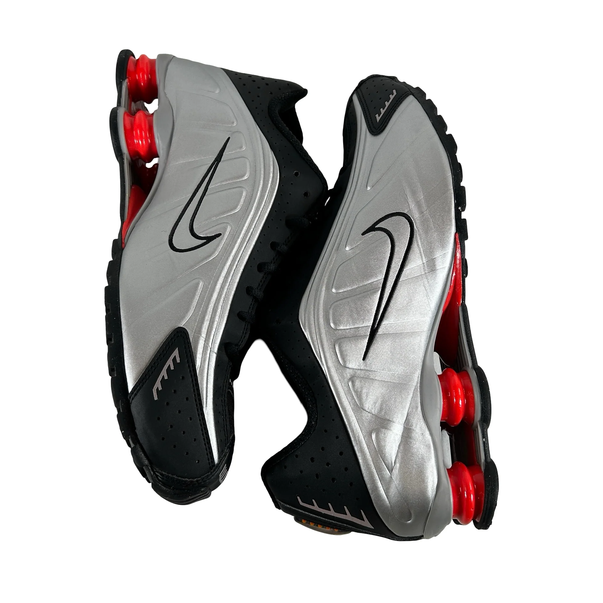 BV1111 008 Nike Shox R4 Black Metallic Silver (2018/2024) [USED] - 10.5 M (Used) - Image 5