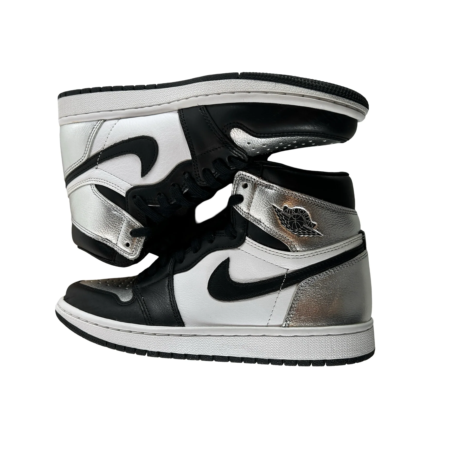 CD0461 001 Jordan 1 Retro High Silver Toe (Women's) [USED] - 7 W (Used2) - Image 5