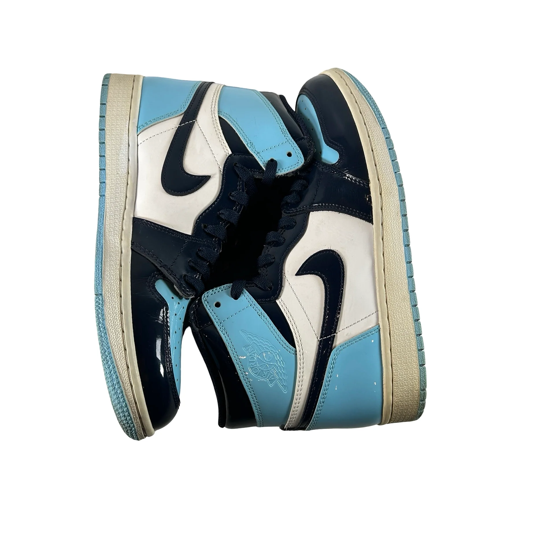 CD0461 401 Jordan 1 Retro High UNC Patent (Women's) [USED] - 8.5 W (Used) (No Box) - Image 5