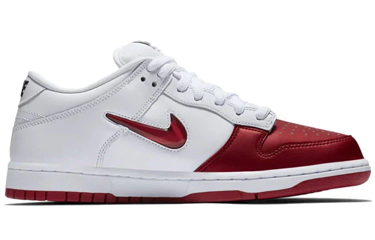 CK3480 600 Nike SB Dunk Low Supreme Jewel Swoosh Red - Image 2