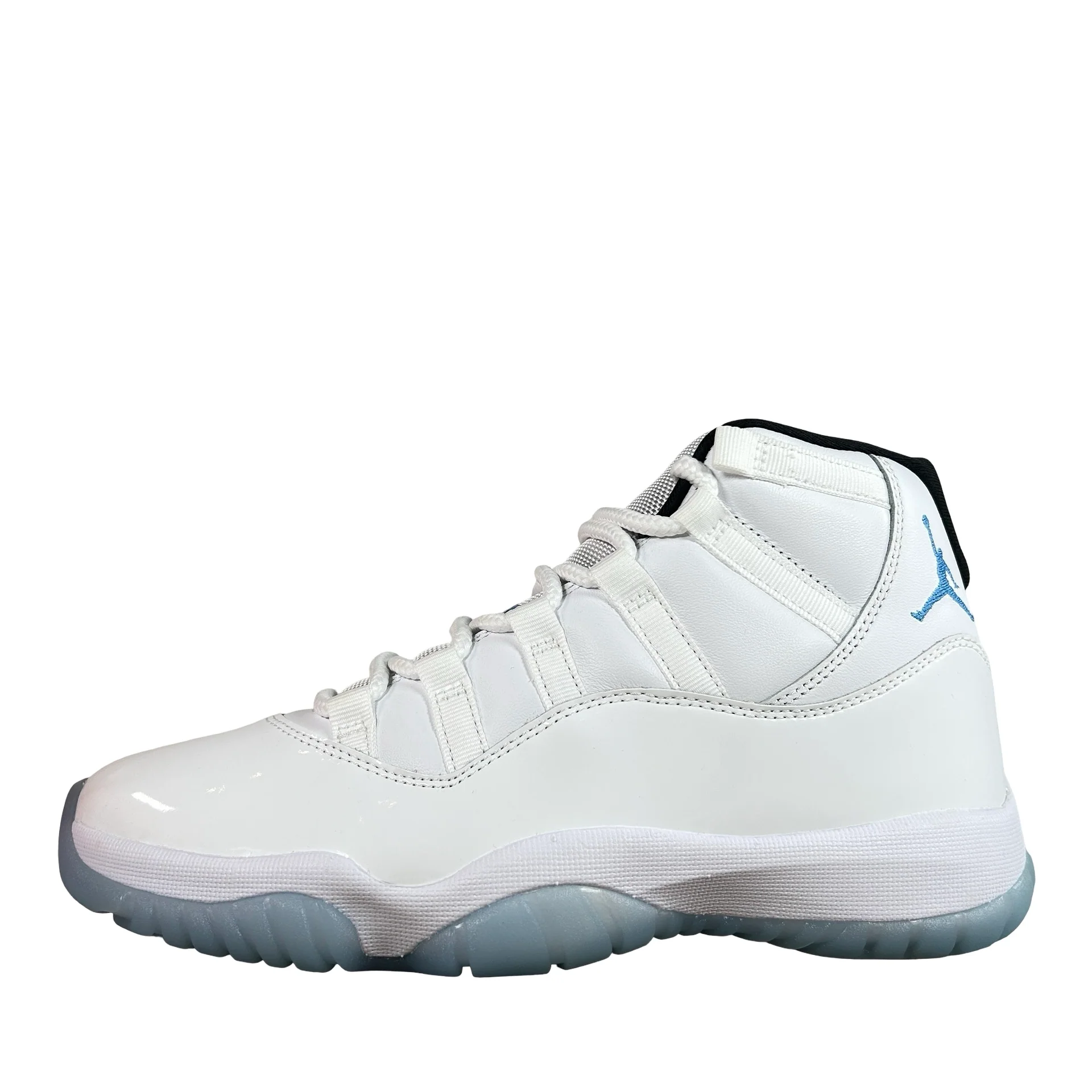 CT8012 104 Jordan 11 Retro Legend Blue (2024) - 7 M (B-Grade)