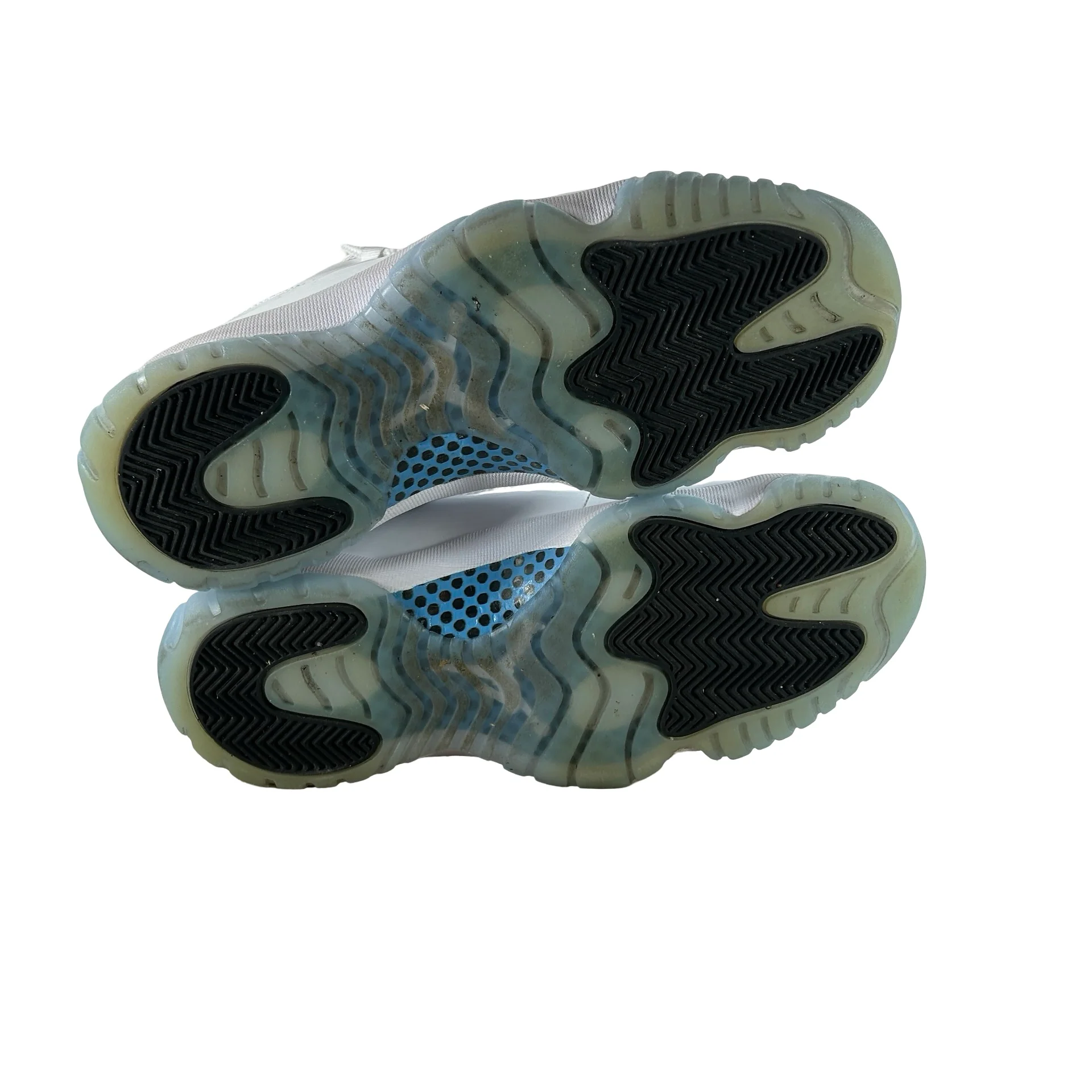 CT8012 104 Jordan 11 Retro Legend Blue (2024) [USED] - 9.5 M (Used15) - Image 6