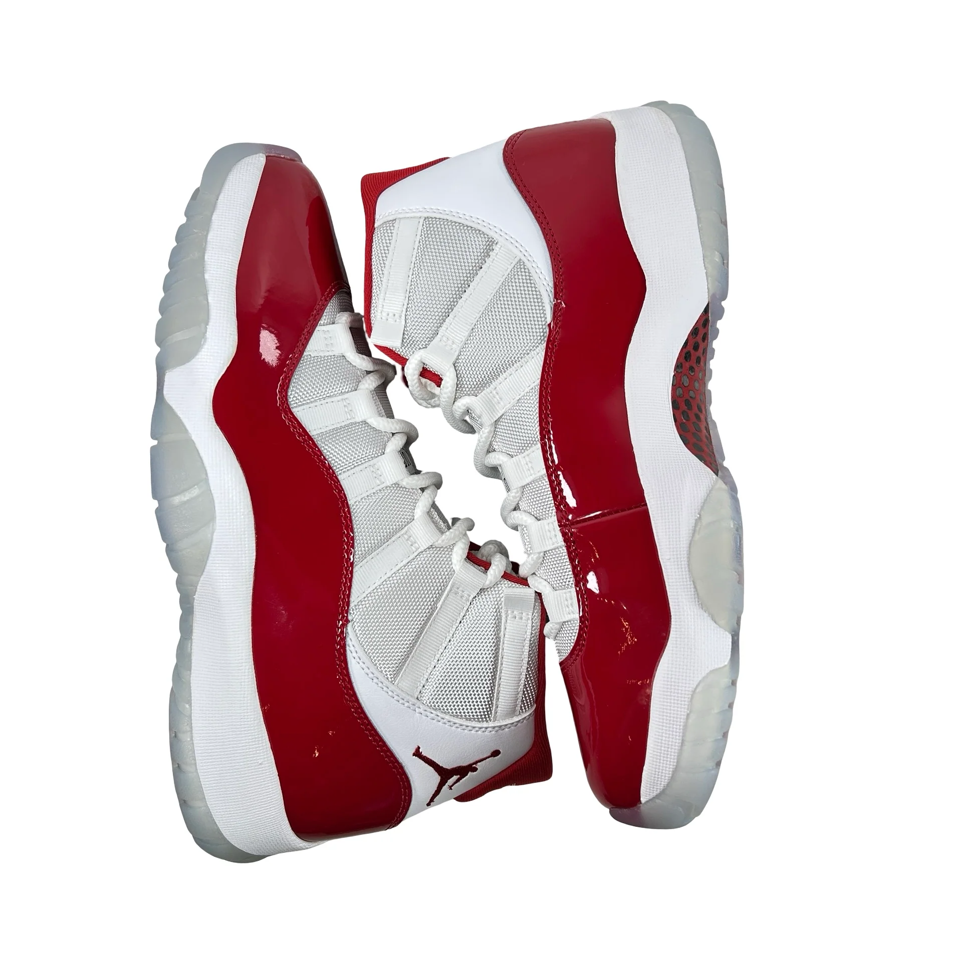 CT8012 116 Jordan 11 Retro Cherry (2022) [CONDITIONAL] - 9.5 M (Slight Yellowing on Soles) - Image 4