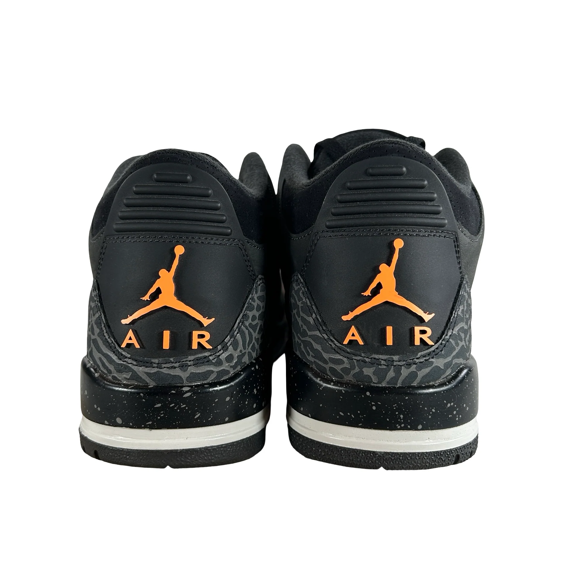 CT8532 080 Jordan 3 Retro Fear Pack (2023) [USED] - 10.5 M (Used6) - Image 3