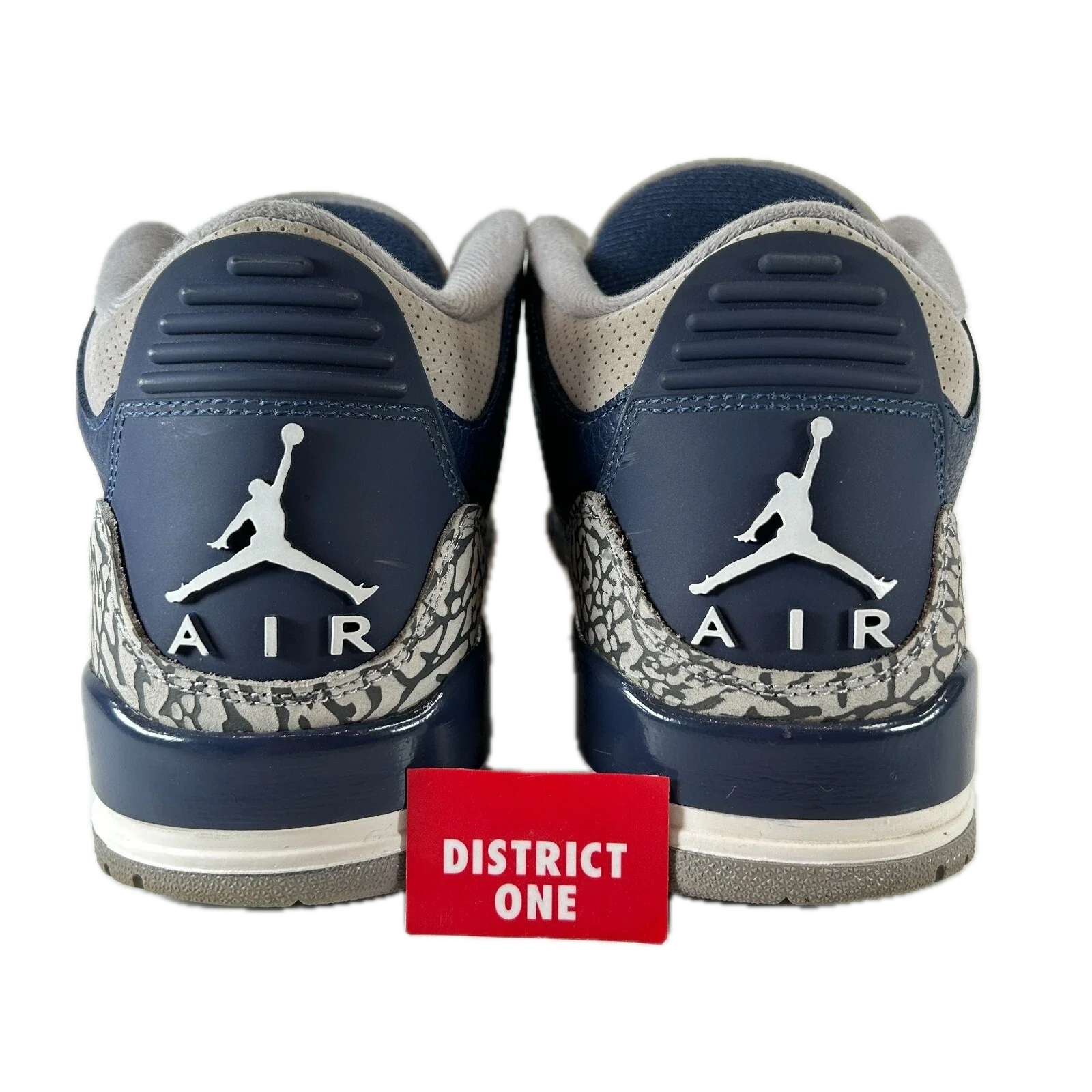 CT8532 401 Jordan 3 Georgetown [USED] - 9 M (Used3) - Image 3