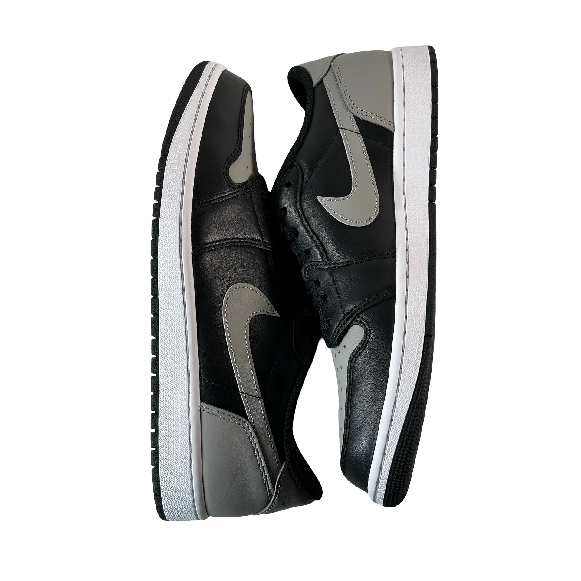 CZ0790 003 Jordan 1 Low OG Shadow (2024) [USED] - 11 M (Used2) - Image 4
