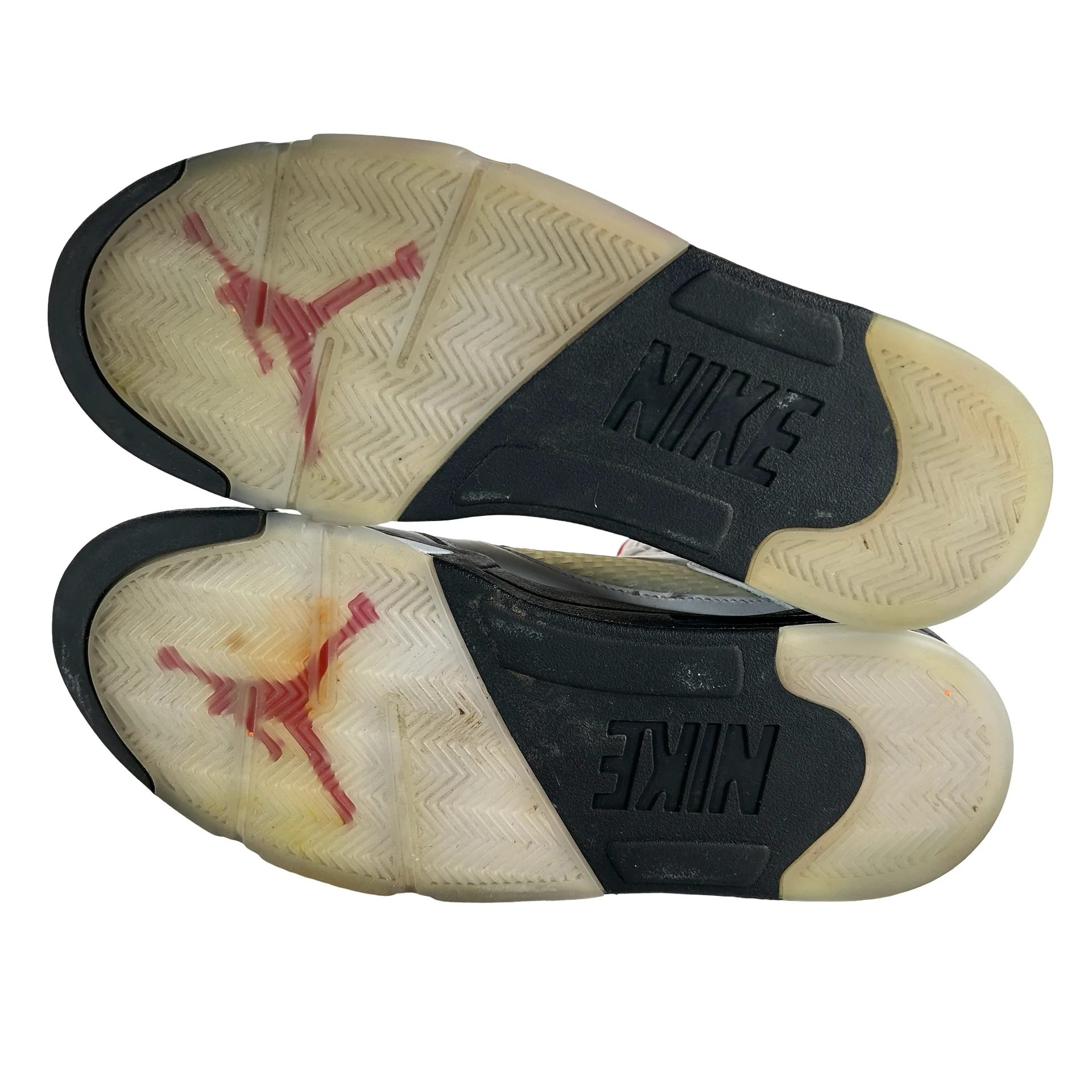 DA1911 102 Jordan 5 Fire Red [USED] - 12 M (Used3) - Image 6