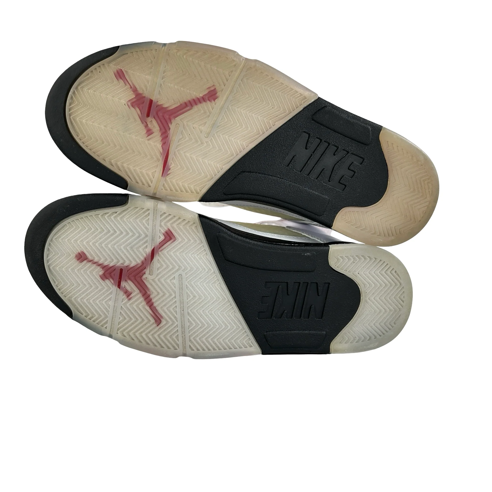 DA1911 102 Jordan 5 Fire Red [USED] - 9 M (Used) (B-Grade) - Image 6