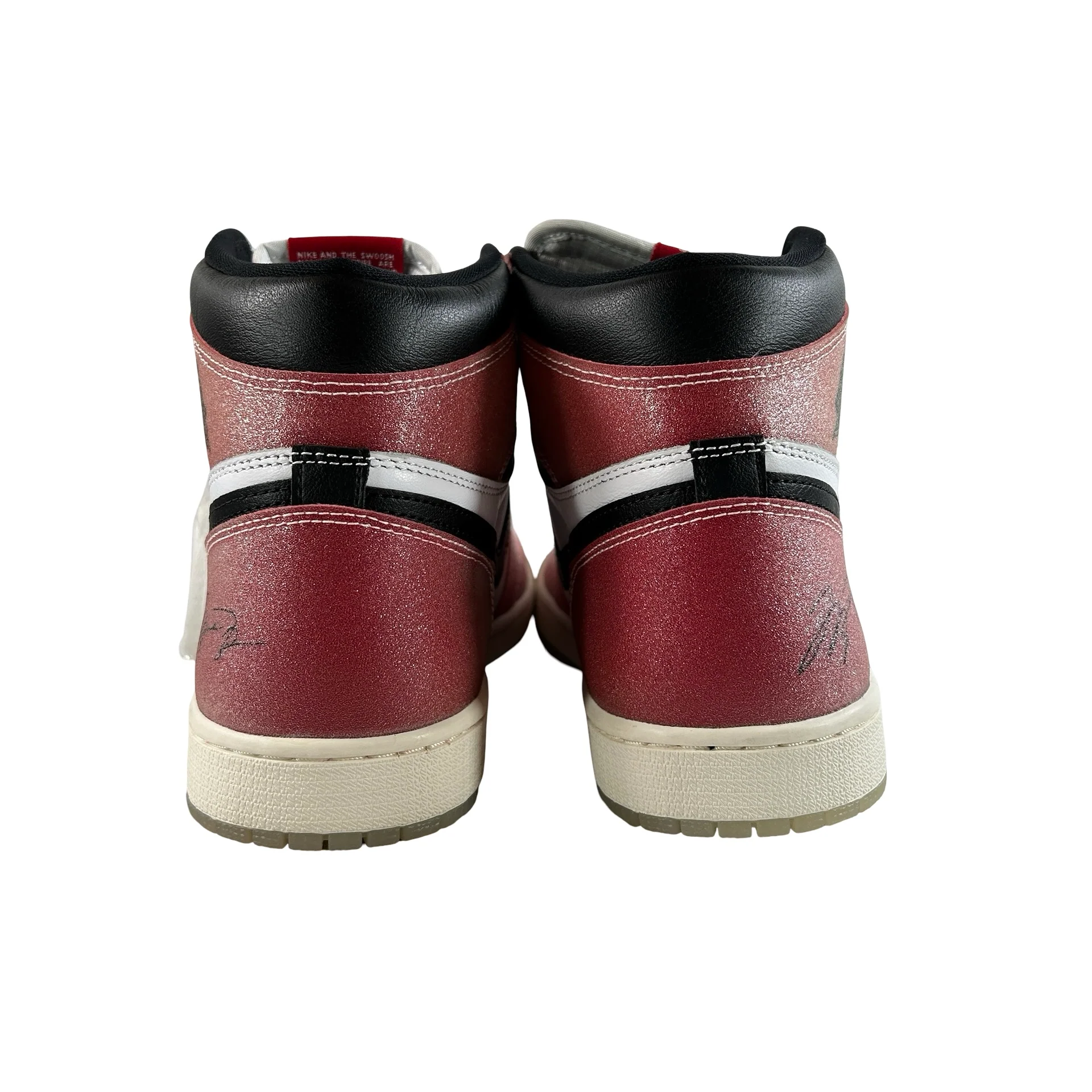 DA2728 100 Jordan 1 Trophy Room [CONDITIONAL] - 11 M (Yellowing Soles2) (Damaged Box) - Image 3