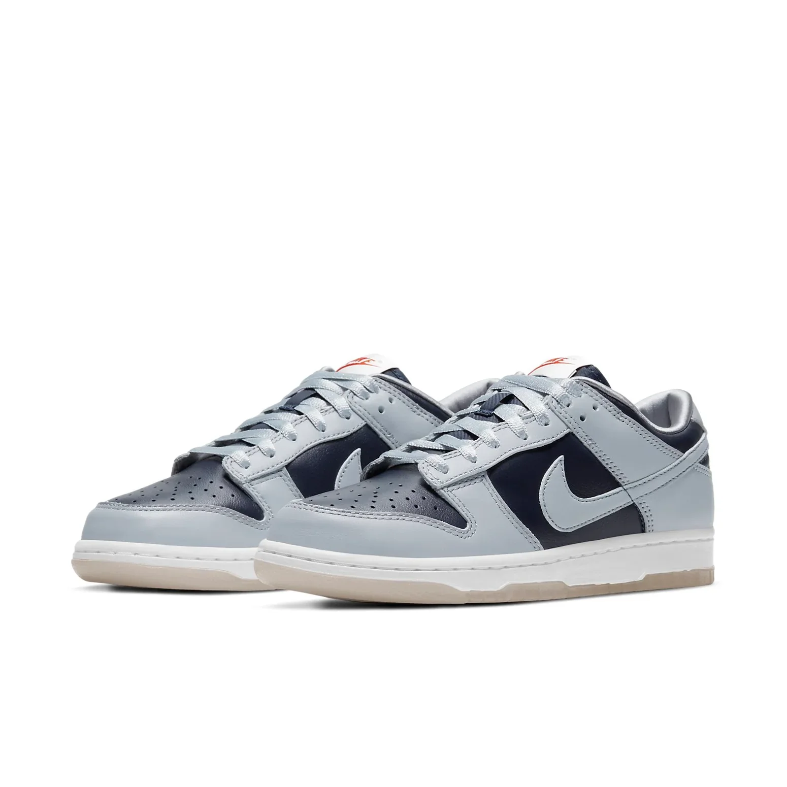 DD1768 400 Nike Dunk Low College Navy Grey (Women's) - Image 3