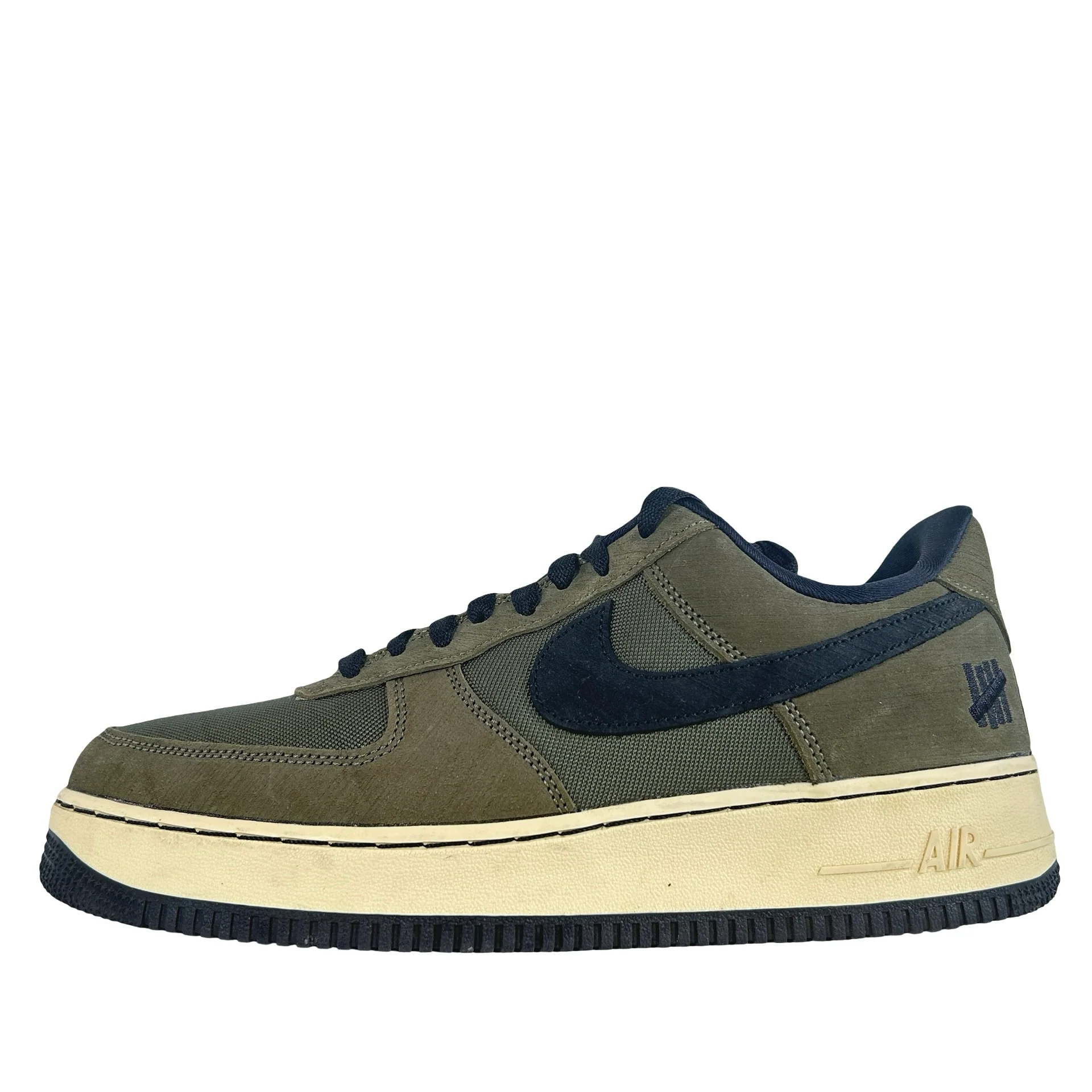 DH3064 300 Nike Air Force 1 Low SP Undefeated [USED] - 10 M (Used)