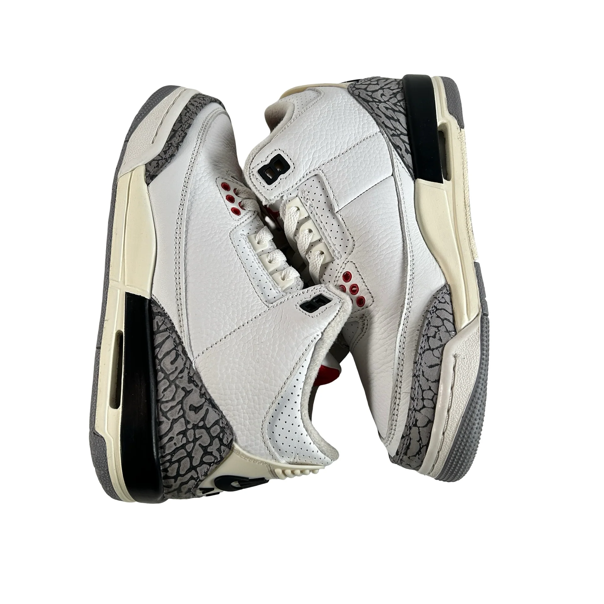 DM0967 100 Jordan 3 Retro White Cement Reimagined (GS) [USED] - 5 Y (Used5) - Image 4