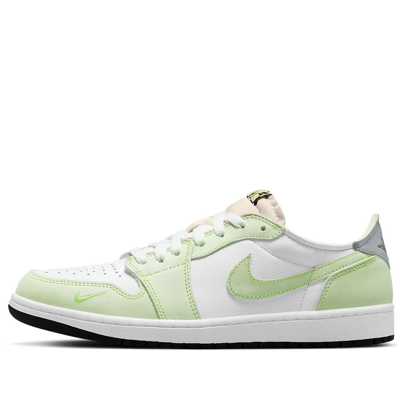 DM7837 103 Air Jordan 1 Retro Low White Ghost Green Black