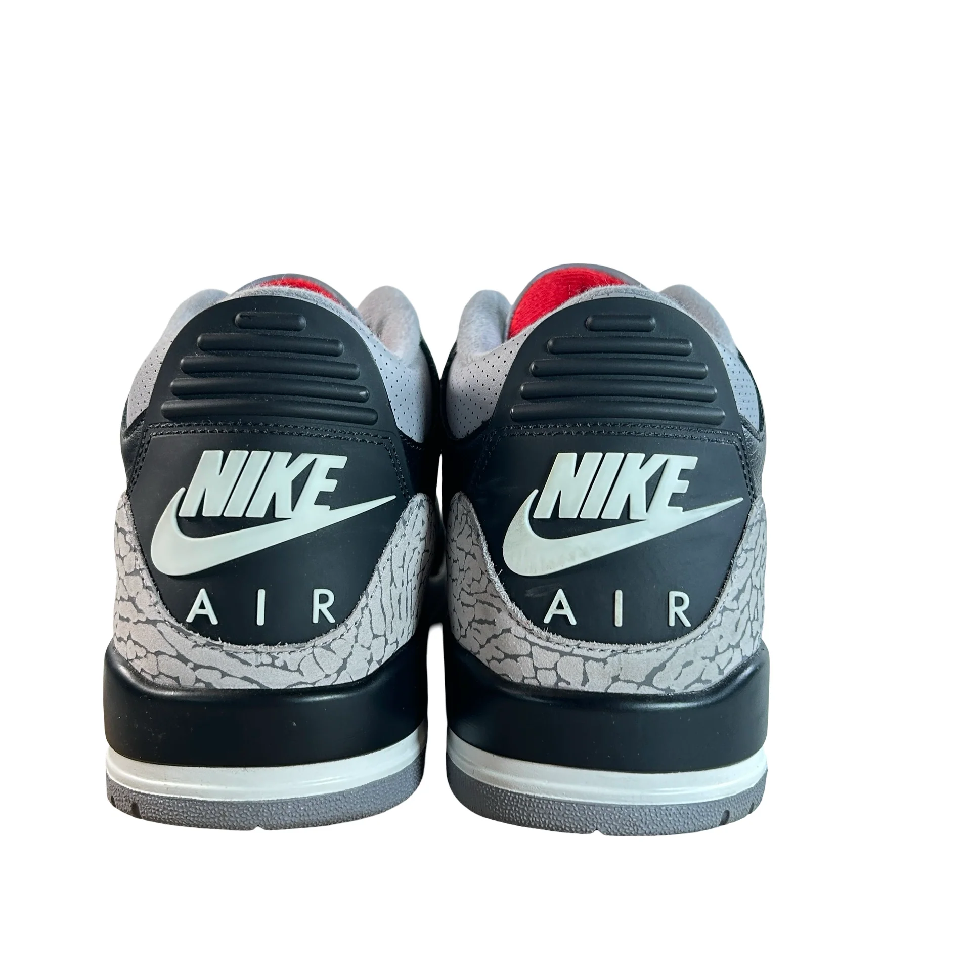 DN3707 010 Jordan 3 Retro Black Cement Reimagined (2024) [USED] - 15 M (Used) - Image 3