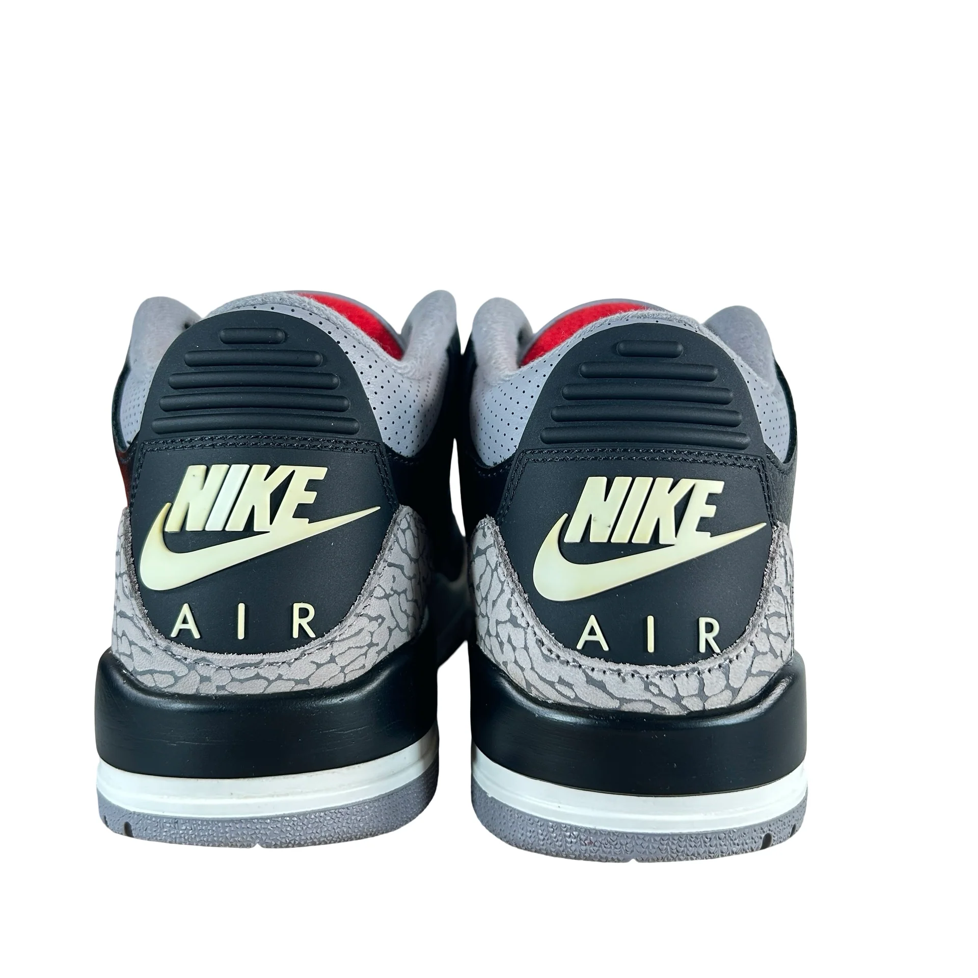 DN3707 010 Jordan 3 Retro Black Cement Reimagined (2024) [USED] - 9.5 M (Used22) - Image 3