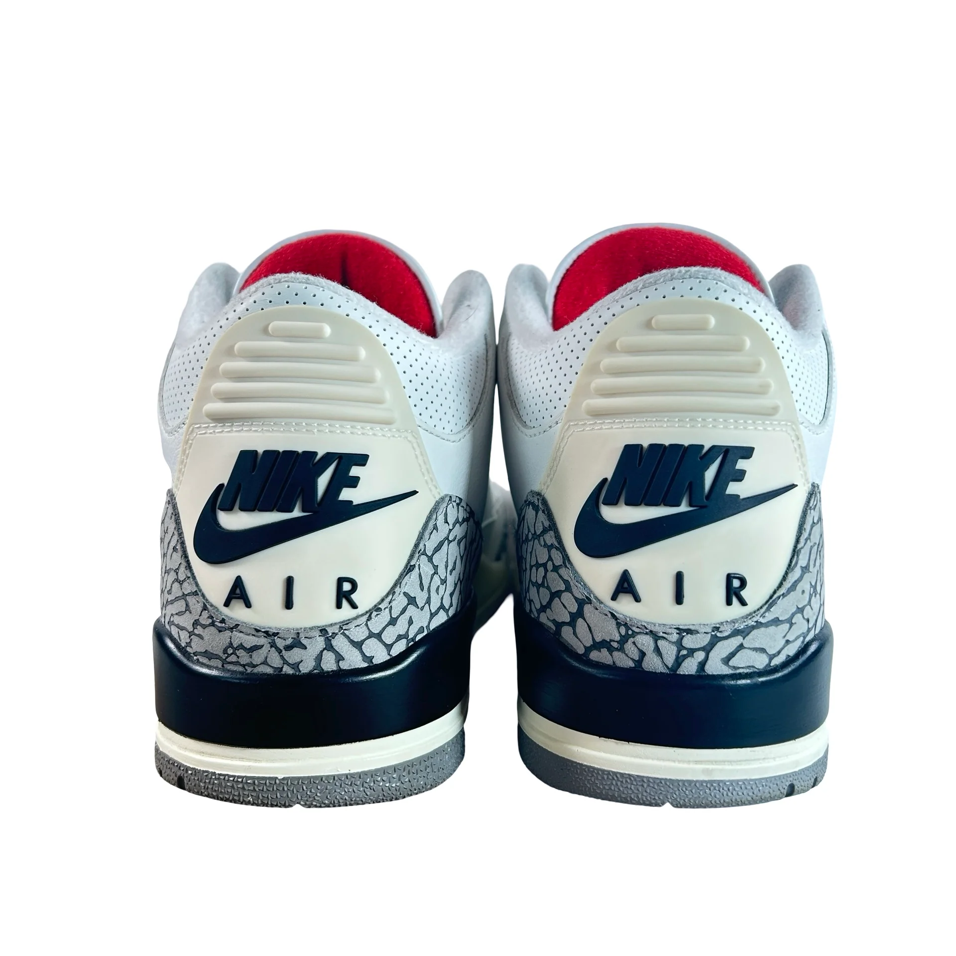 DN3707 100 Jordan 3 Retro White Cement Reimagined [USED] - 10.5 M (Used34) - Image 3