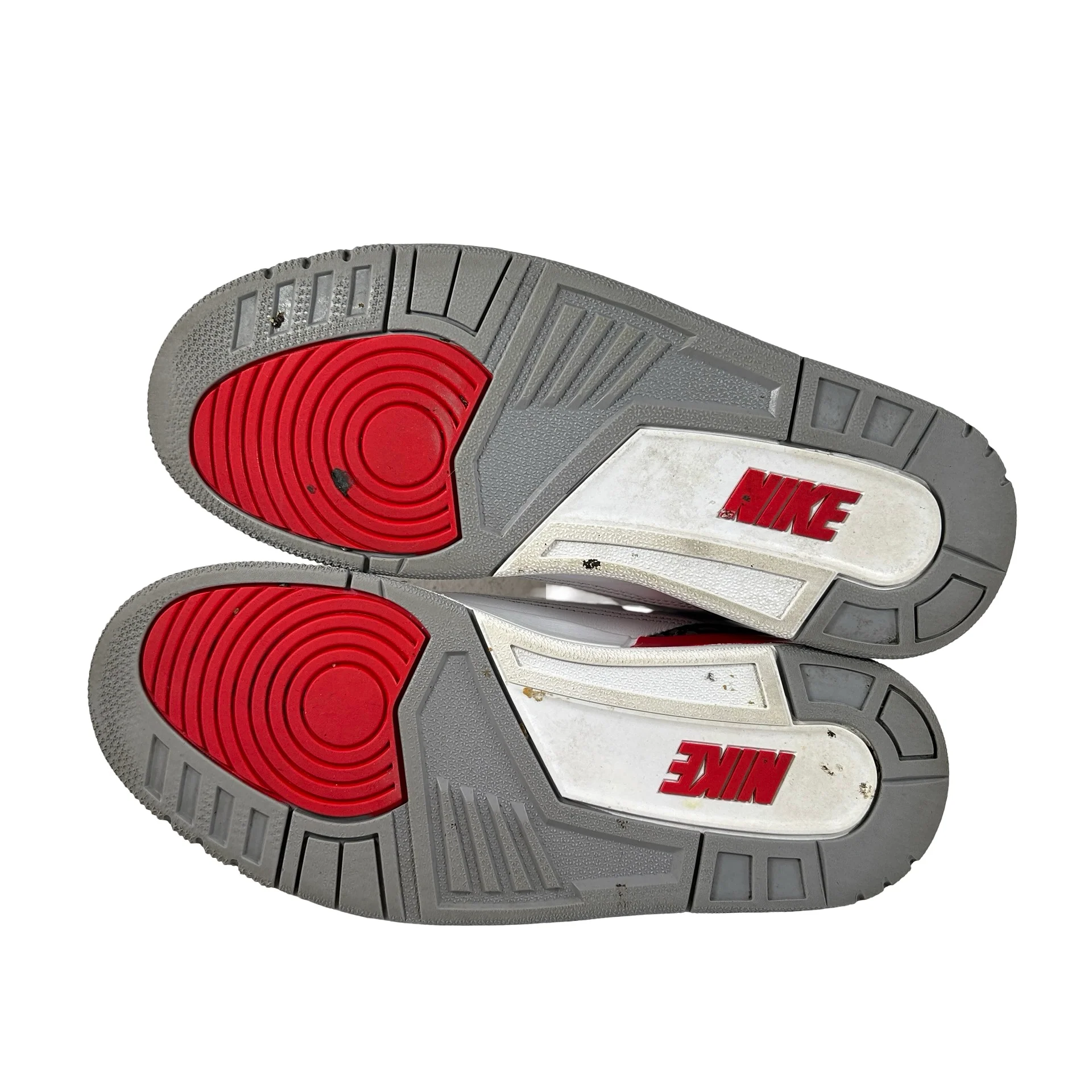 DN3707 160 Jordan 3 Retro Fire Red (2022) [USED] - 8 (Used) (Replace Box) - Image 6