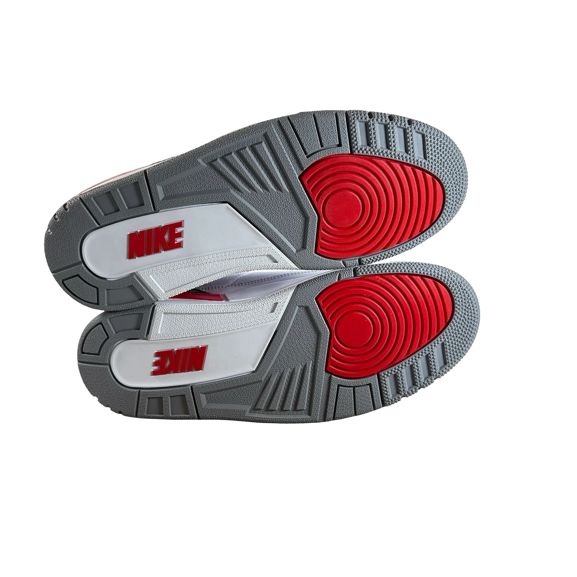 DN3707 160 Jordan 3 Retro Fire Red (2022) [USED] - 9.5 M (Used10) - Image 6